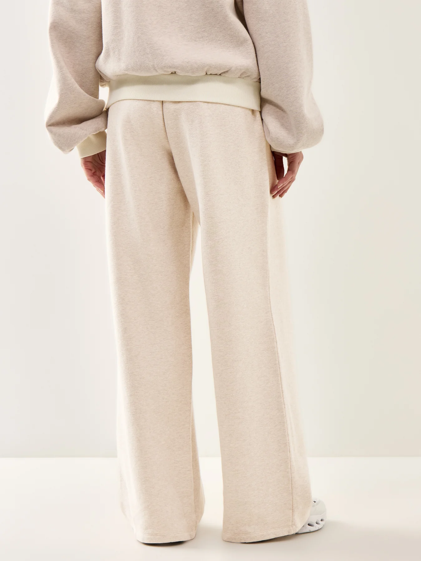 Josefina Jogger Grey - Image 5