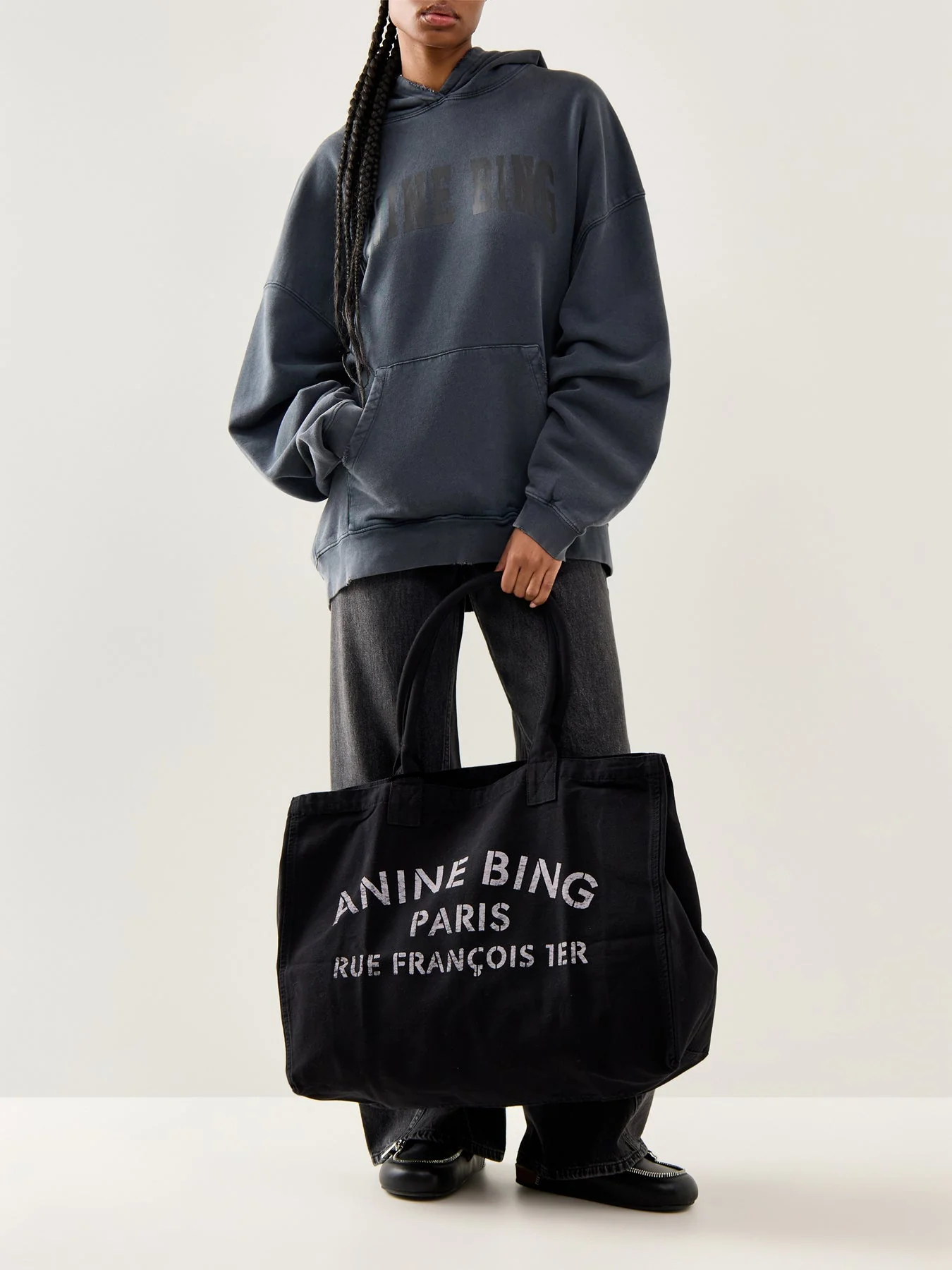 Leo Canvas Tote Bag Black - Image 2