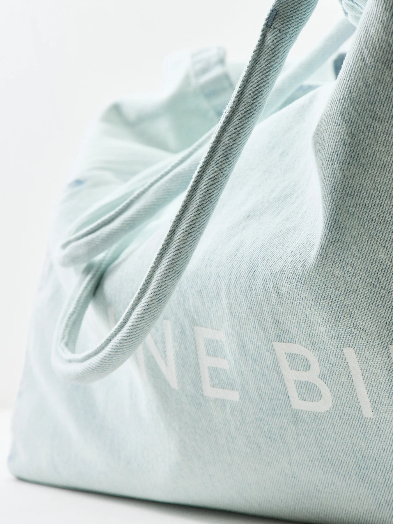 Leo Denim Tote Bag Blue - Image 4