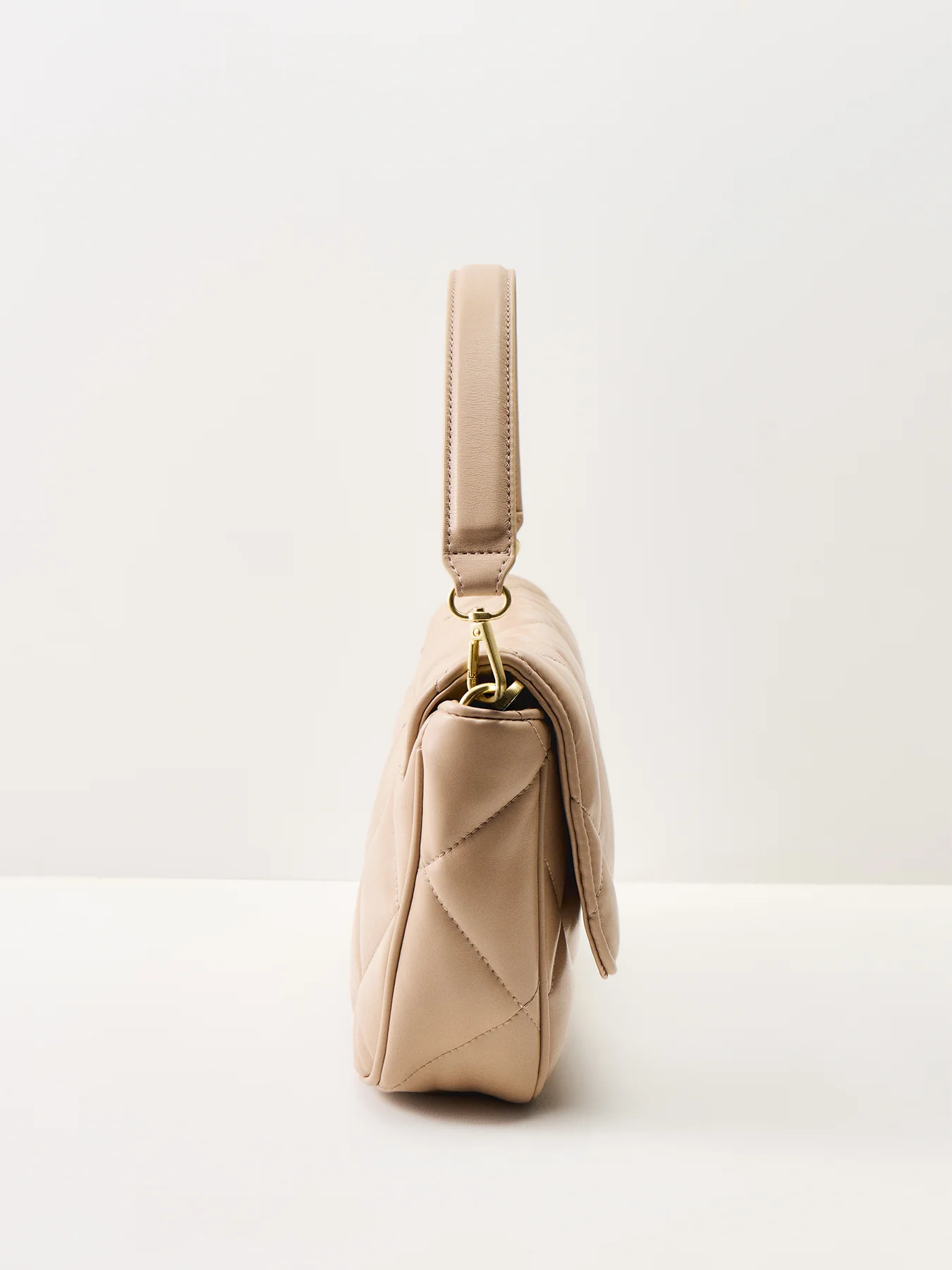 B.Intl Soft Quilt Shoulder Bag Beige - Image 4