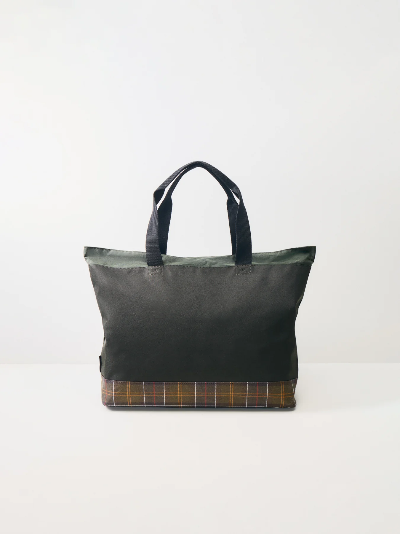 Barbour Field Wax Tote Bag Sage - Image 3
