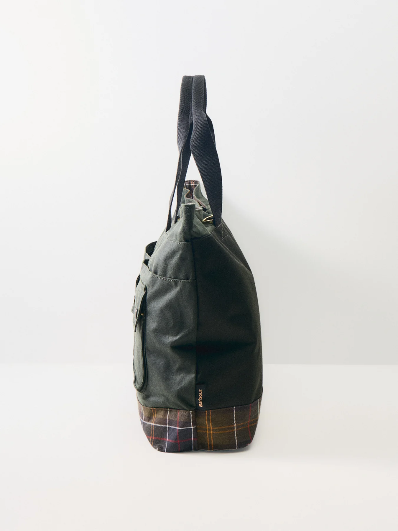 Barbour Field Wax Tote Bag Sage - Image 4