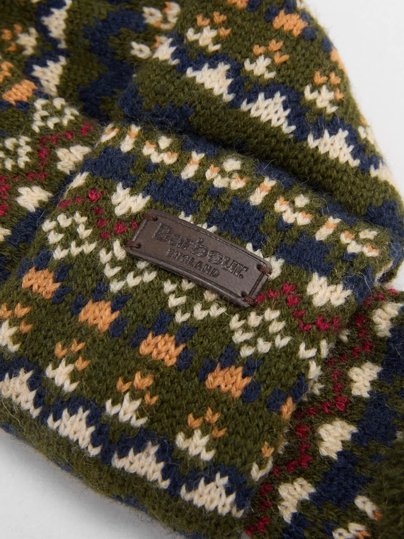 Barbour Marlow Fair Isle Dog Scarf Olive Large/Extra-Large - Image 3
