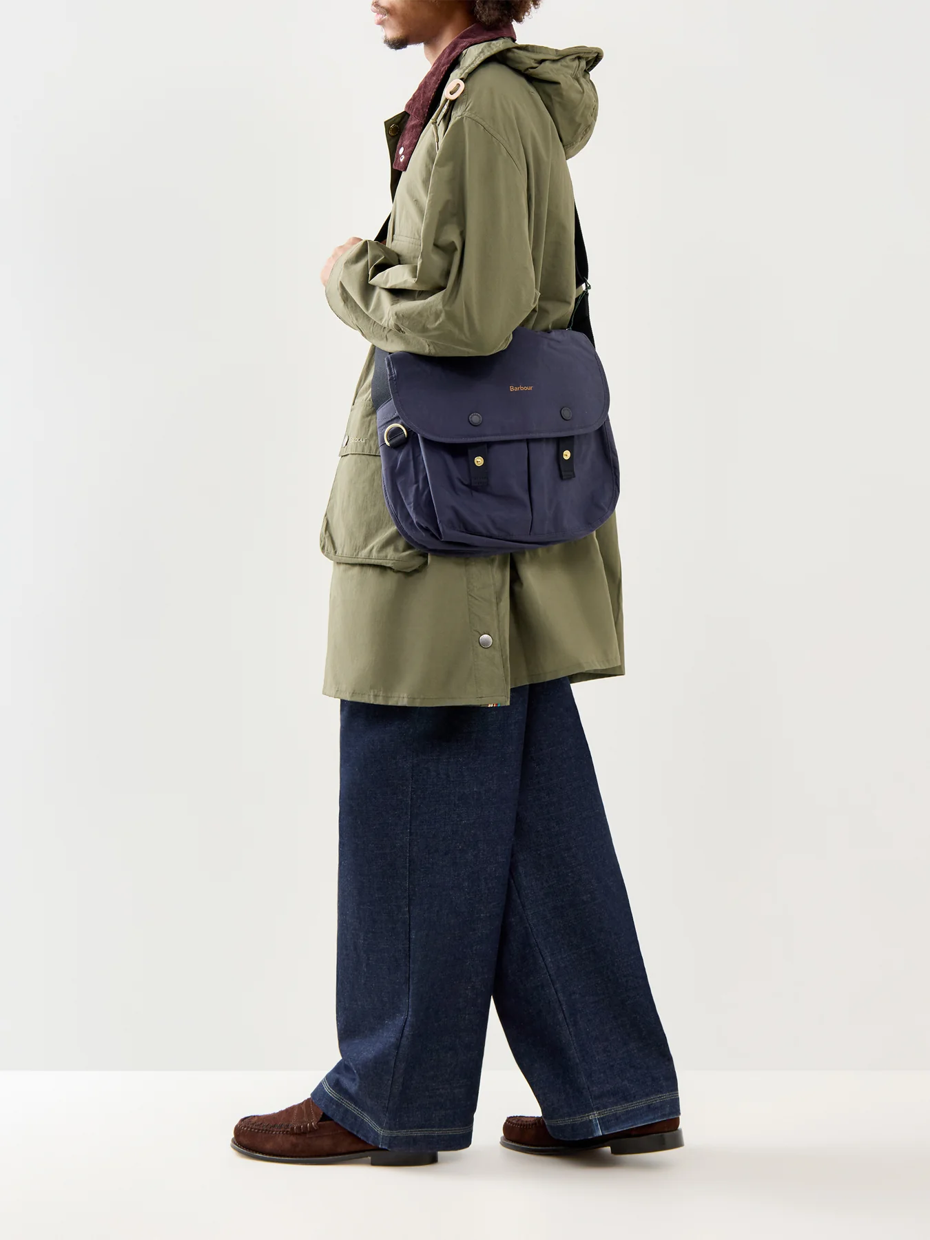 Transport Riever Crossbody Bag Navy - Image 2