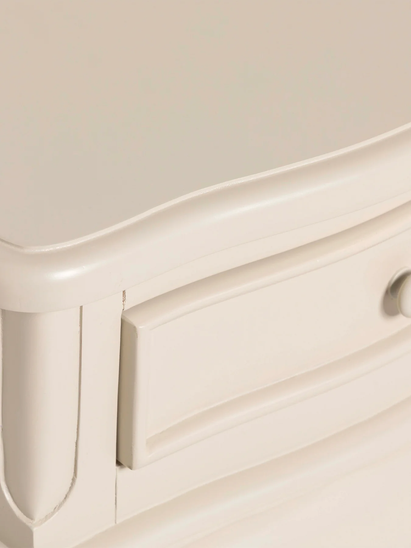 Calista White Wooden 1 Drawer Bedside Table - Image 3