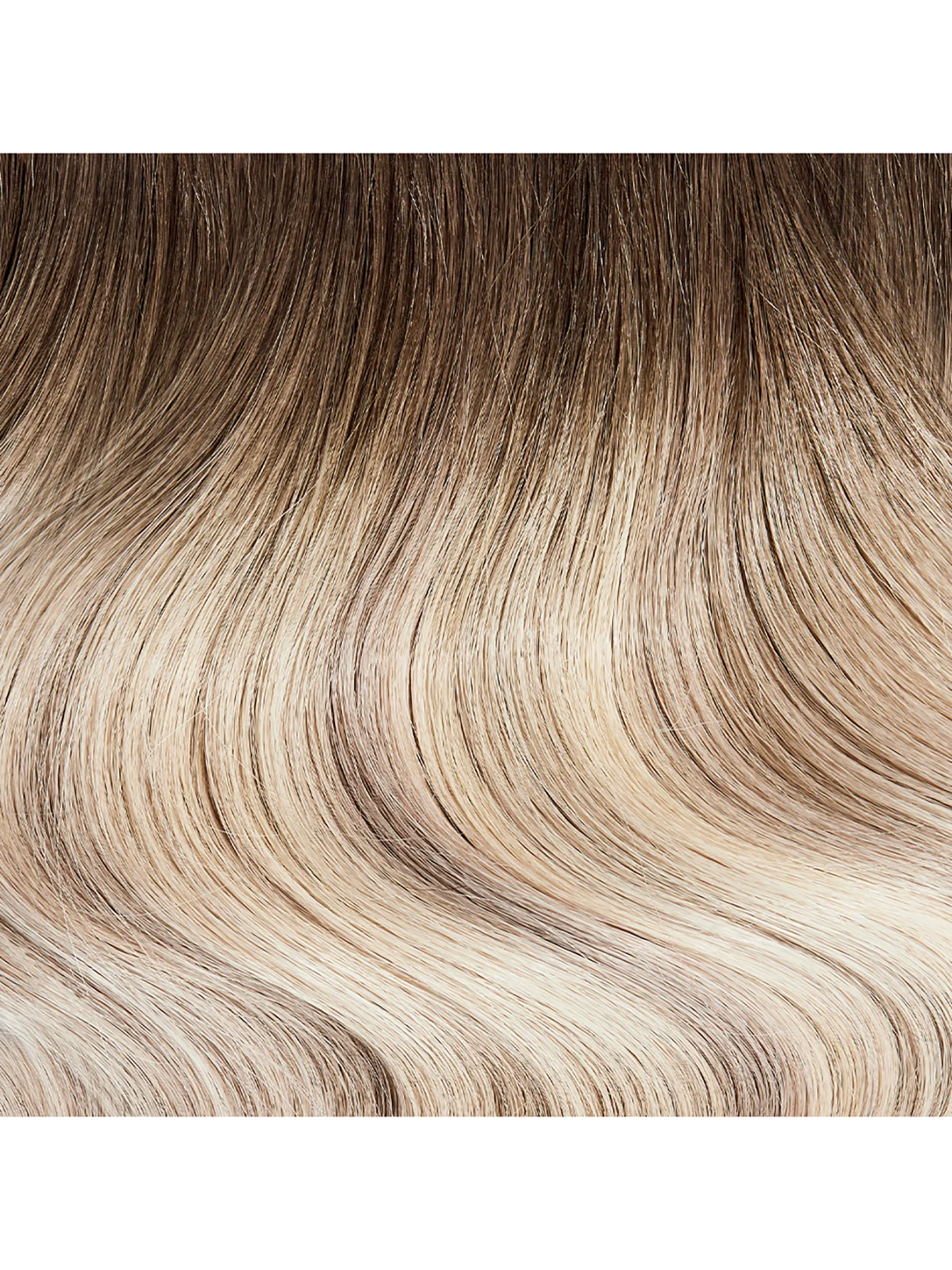 Deluxe Clip In Hair Extensions 18 Inch Calabasas - Image 3