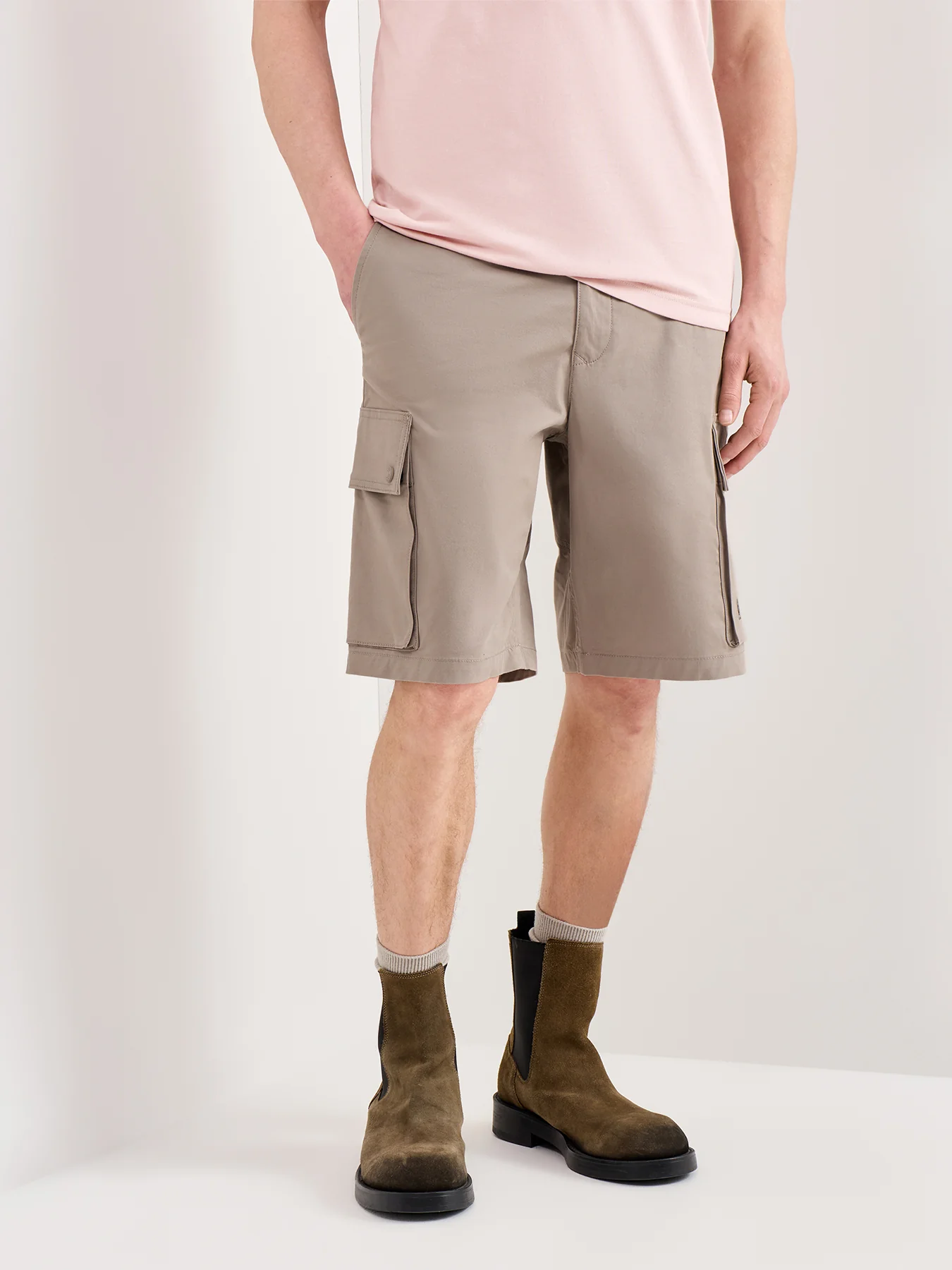 Route Cargo Shorts Beige - Image 4