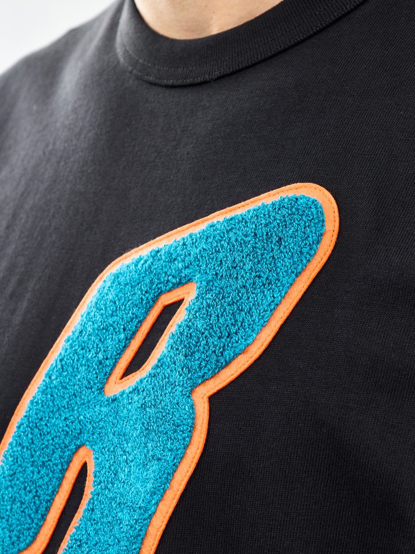 Flying B Patch T-Shirt Black - Image 3