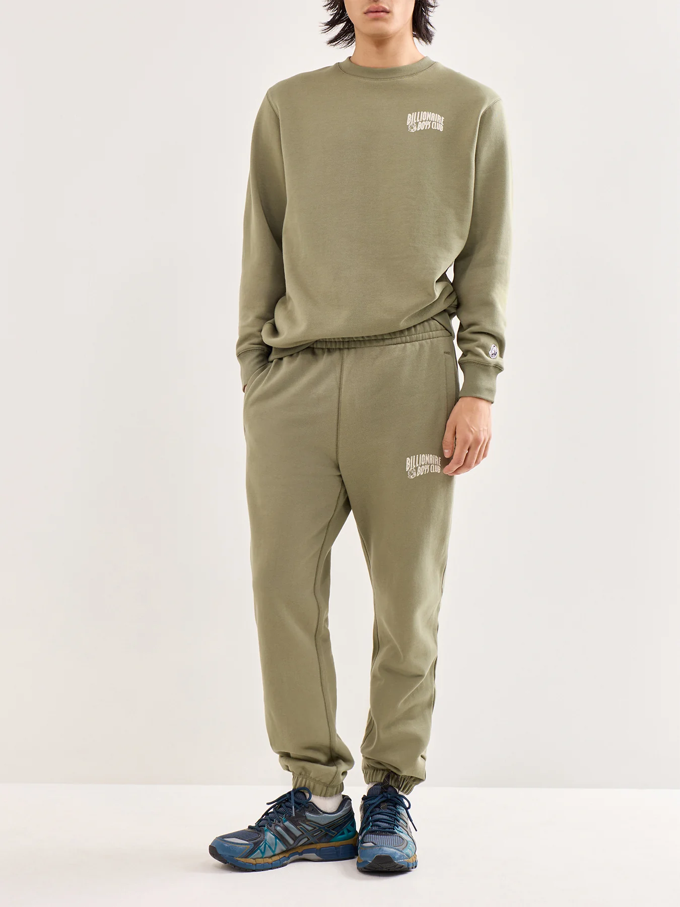 Small Arch Logo Sweatpants - Image 2