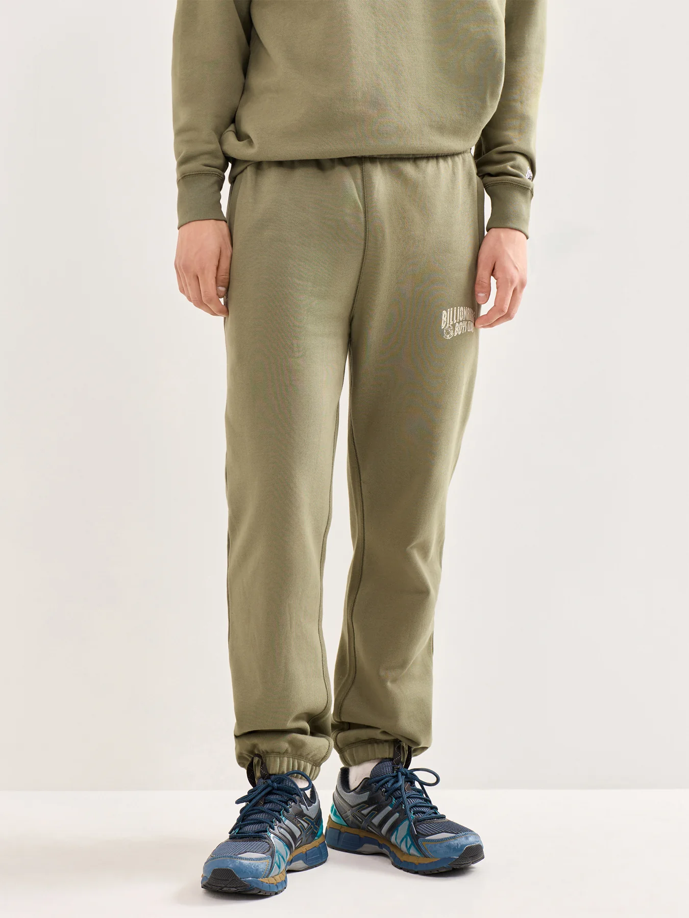 Small Arch Logo Sweatpants - Image 4