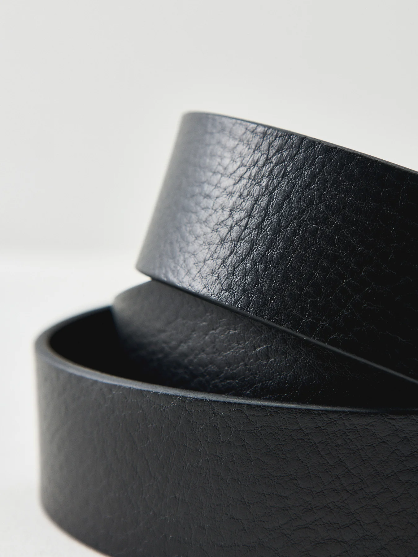 Elio Leather Belt Black - Image 3