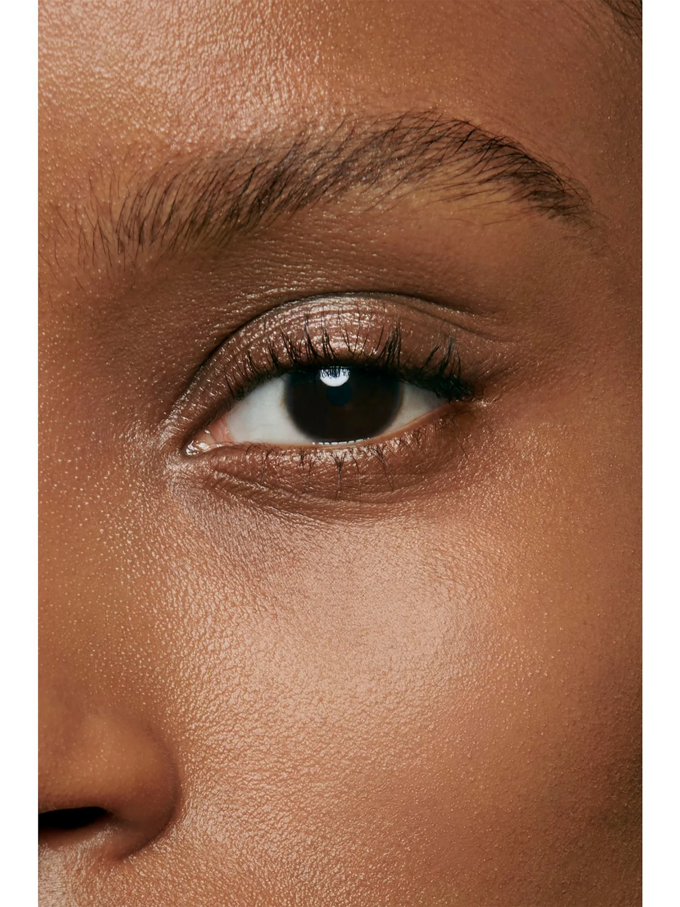 Les Beiges Serum Concealer - Image 51