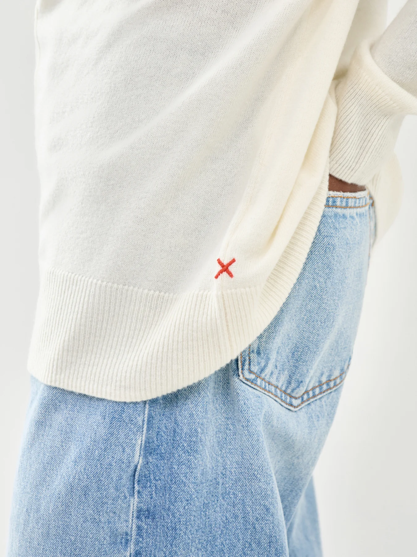Wide Slouchy Jumper Cream - Image 3