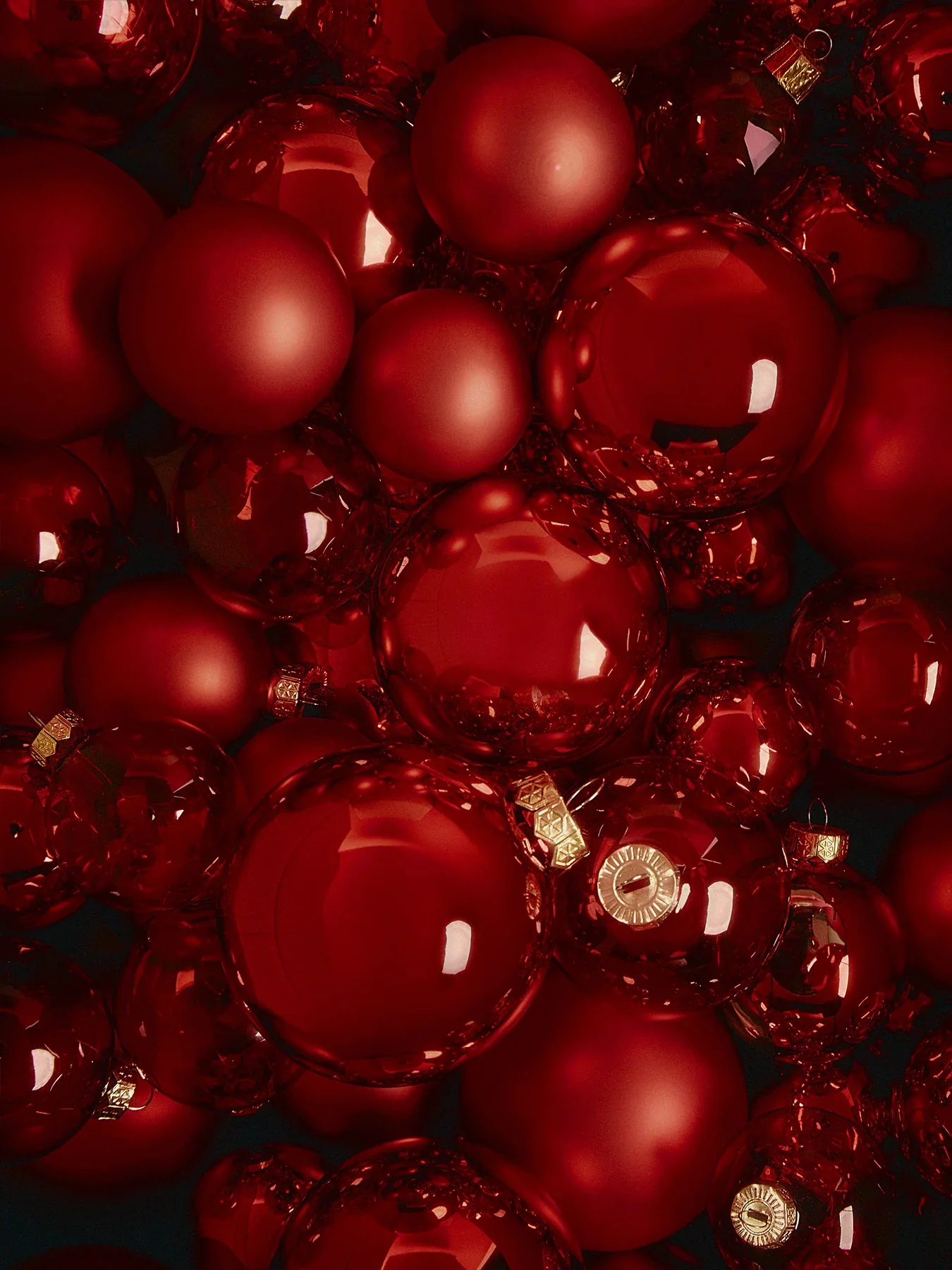 Red Glass Mixed Finish Christmas Hanging Baubles - Image 2