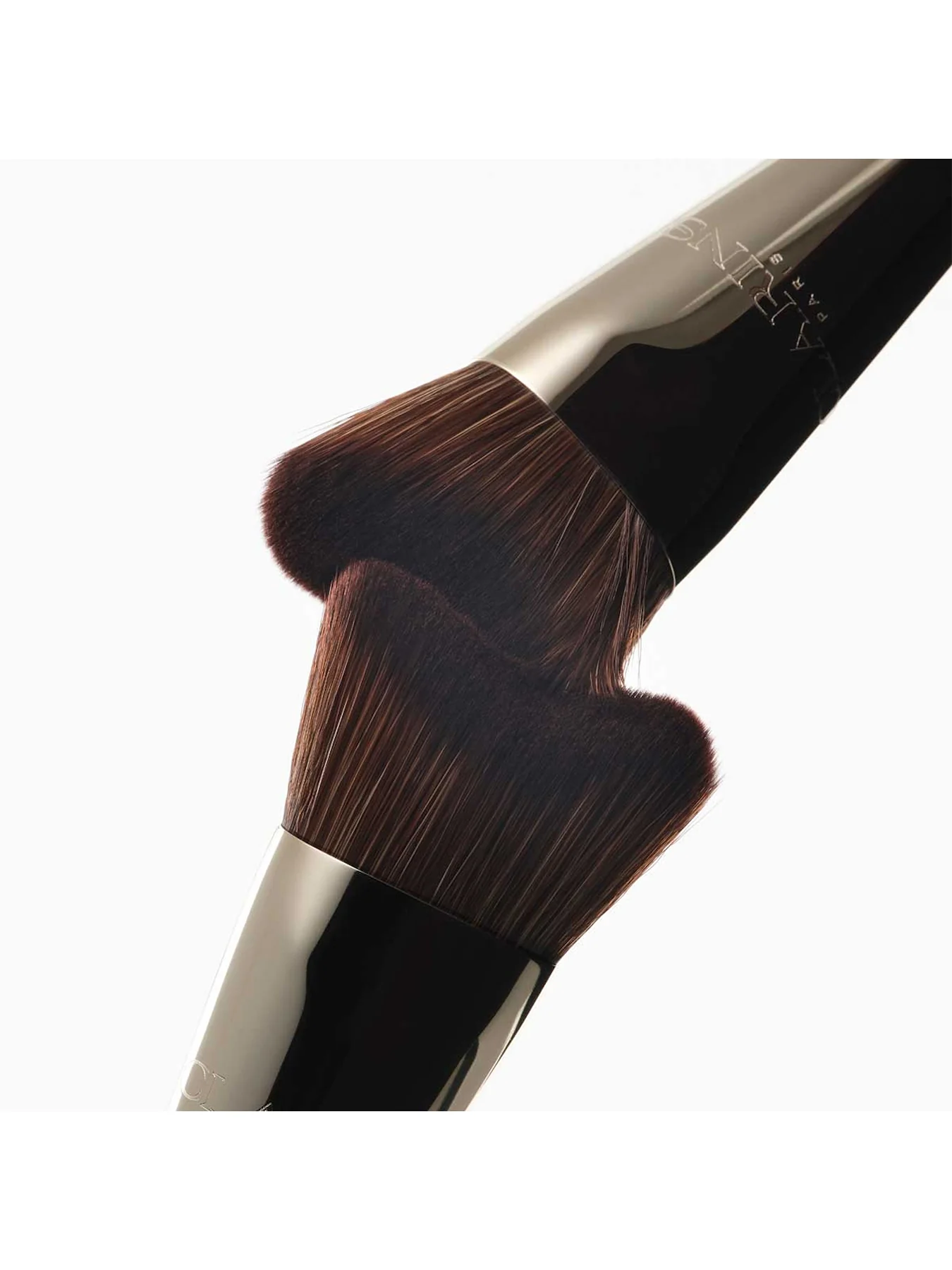 Gua Sha-Inspired Foundation Brush - Image 2