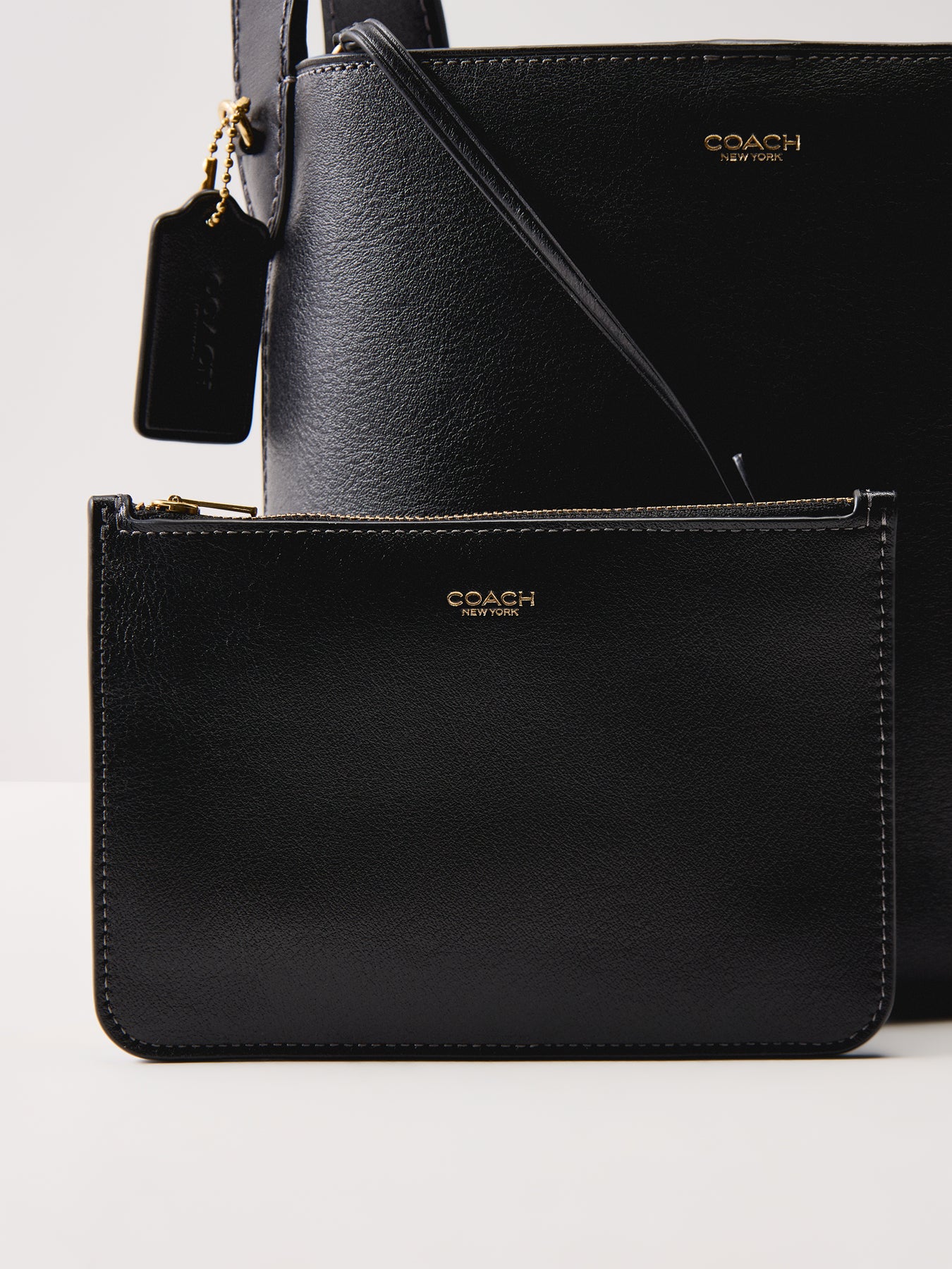 Natural Grain Leather Bucket Bag Black - Image 5