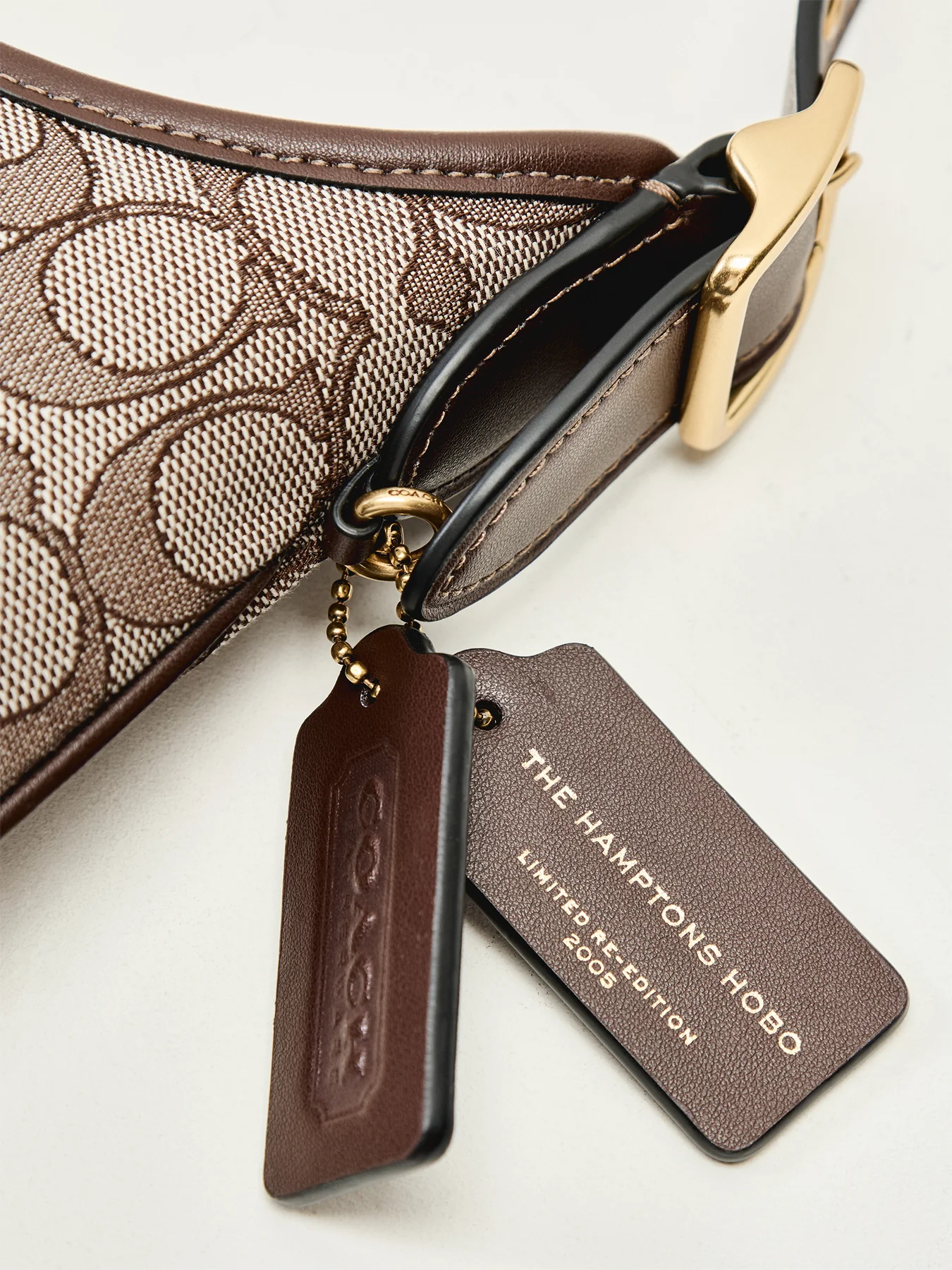 The Coach Originals Signature Jacquard Hamptons Hobo Maple - Image 5