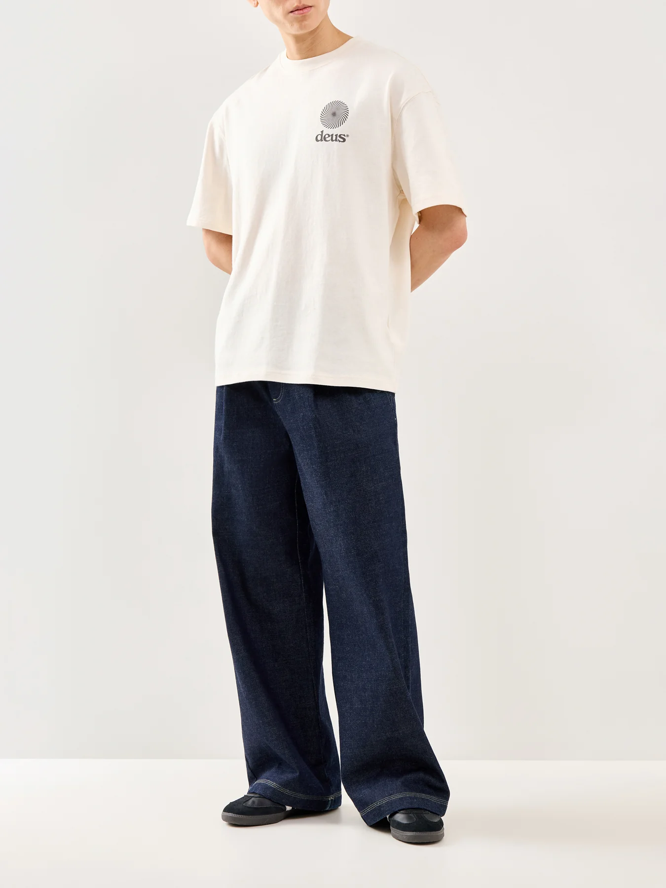 Strata T-Shirt Cream - Image 2
