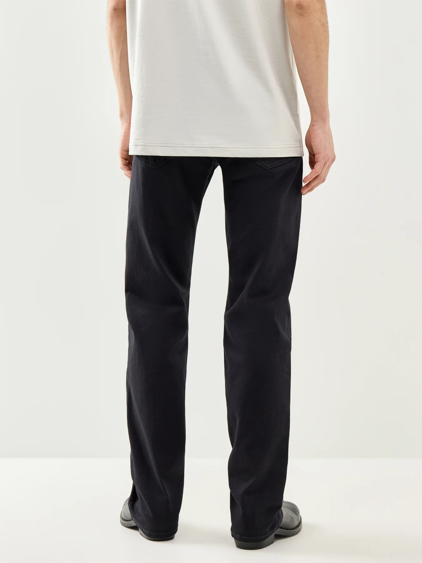 Diesel 1985 Larkee Tapered Fit Jeans in Black - Image 5
