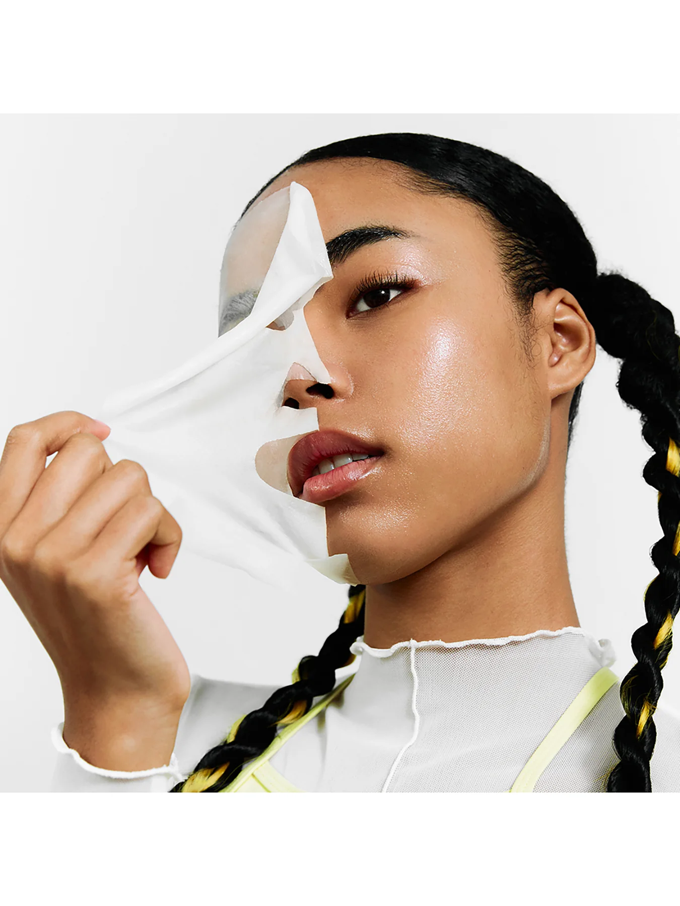 The Ceramidin Skin Barrier Moisturising Sheet Mask - Image 3