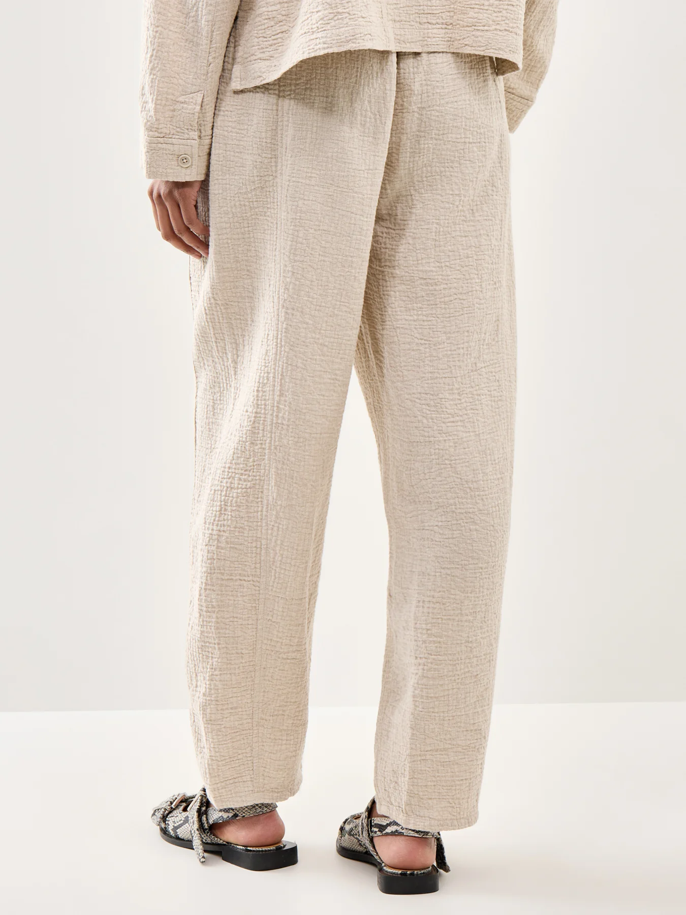 Lantern Ankle Pants Beige - Image 5