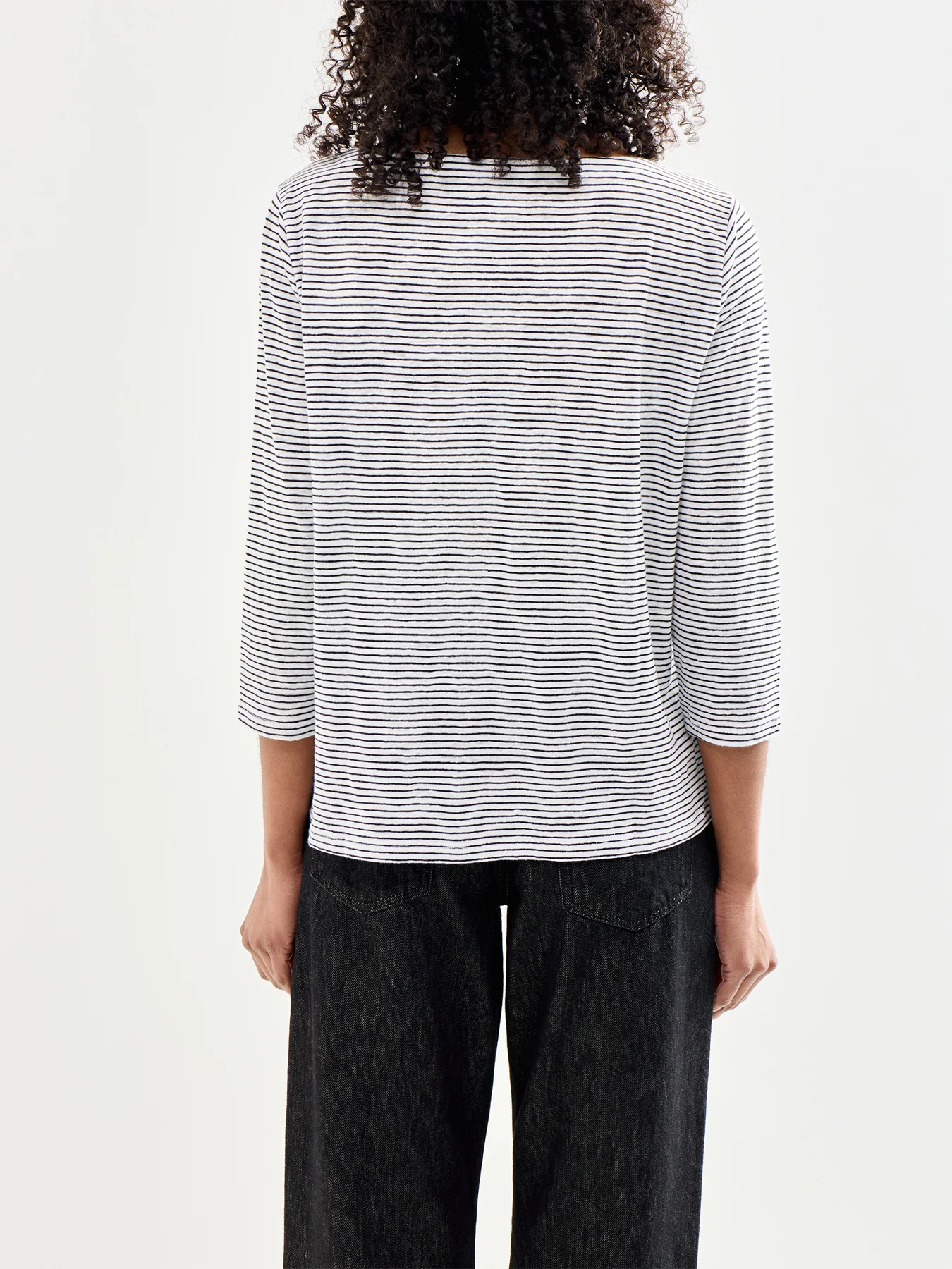 Bateau Neck Slim Top White Black - Image 5