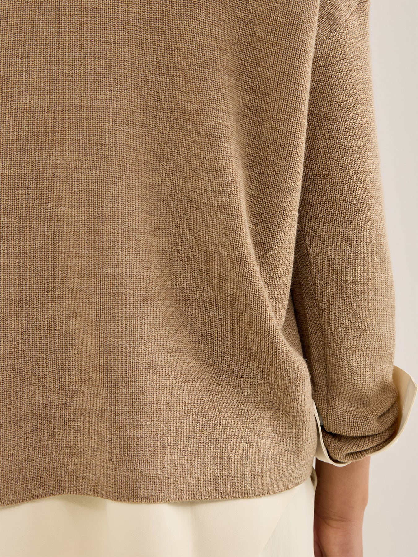 Crew Neck Sweater Biscuit - Image 3
