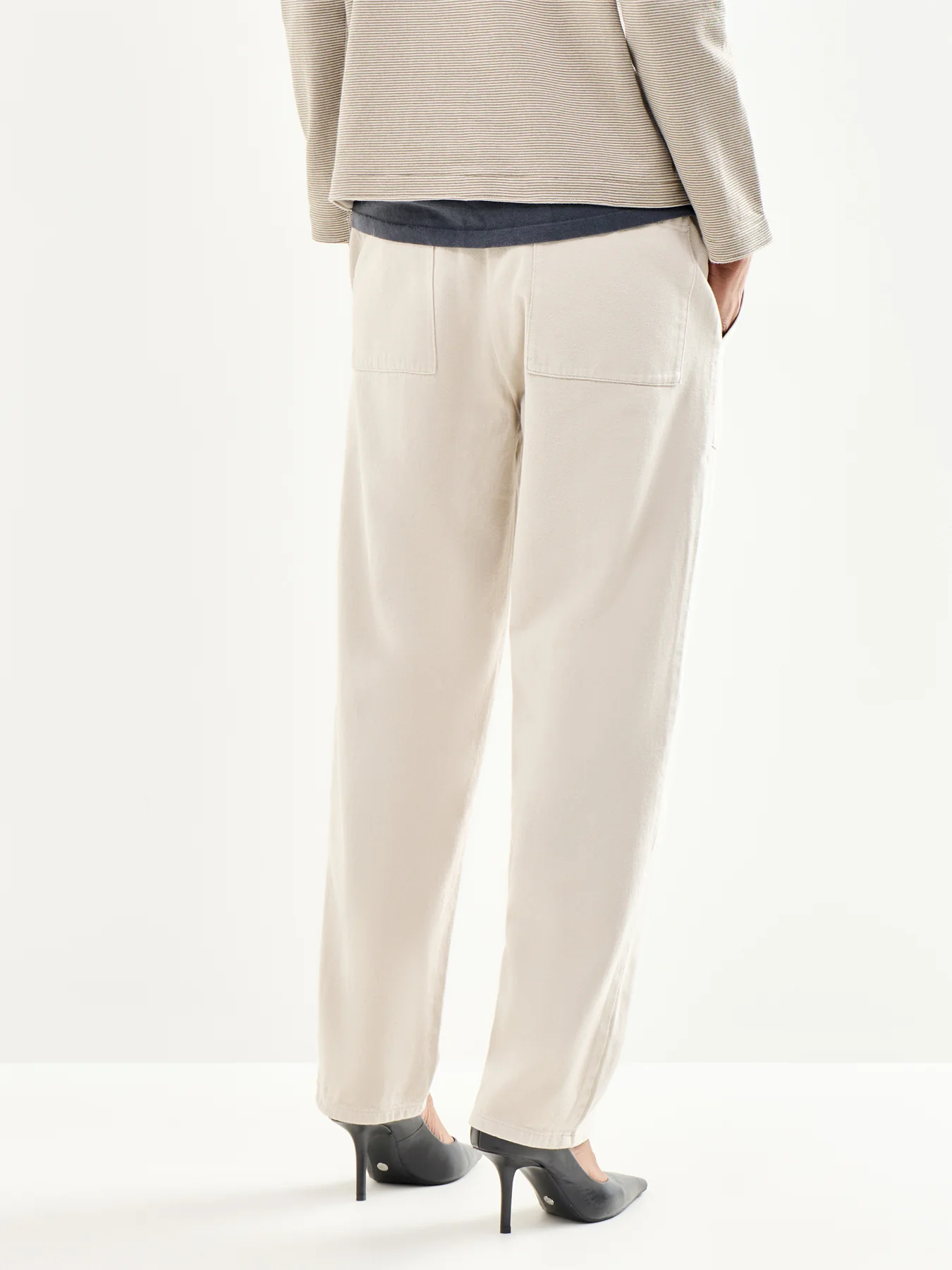 Easy Tapered Pant Cream - Image 5