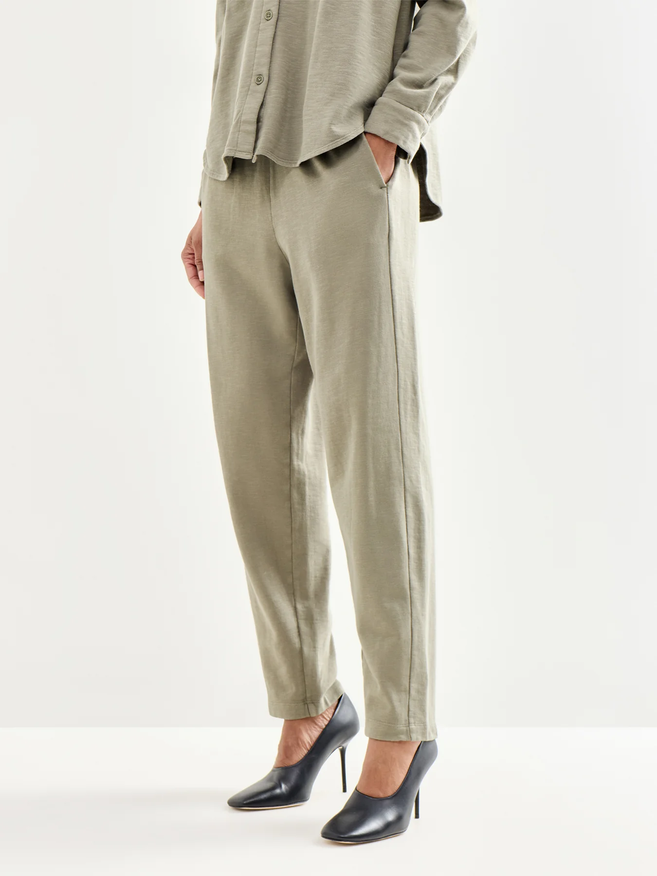 Slouch Ankle Pant Khaki - Image 4