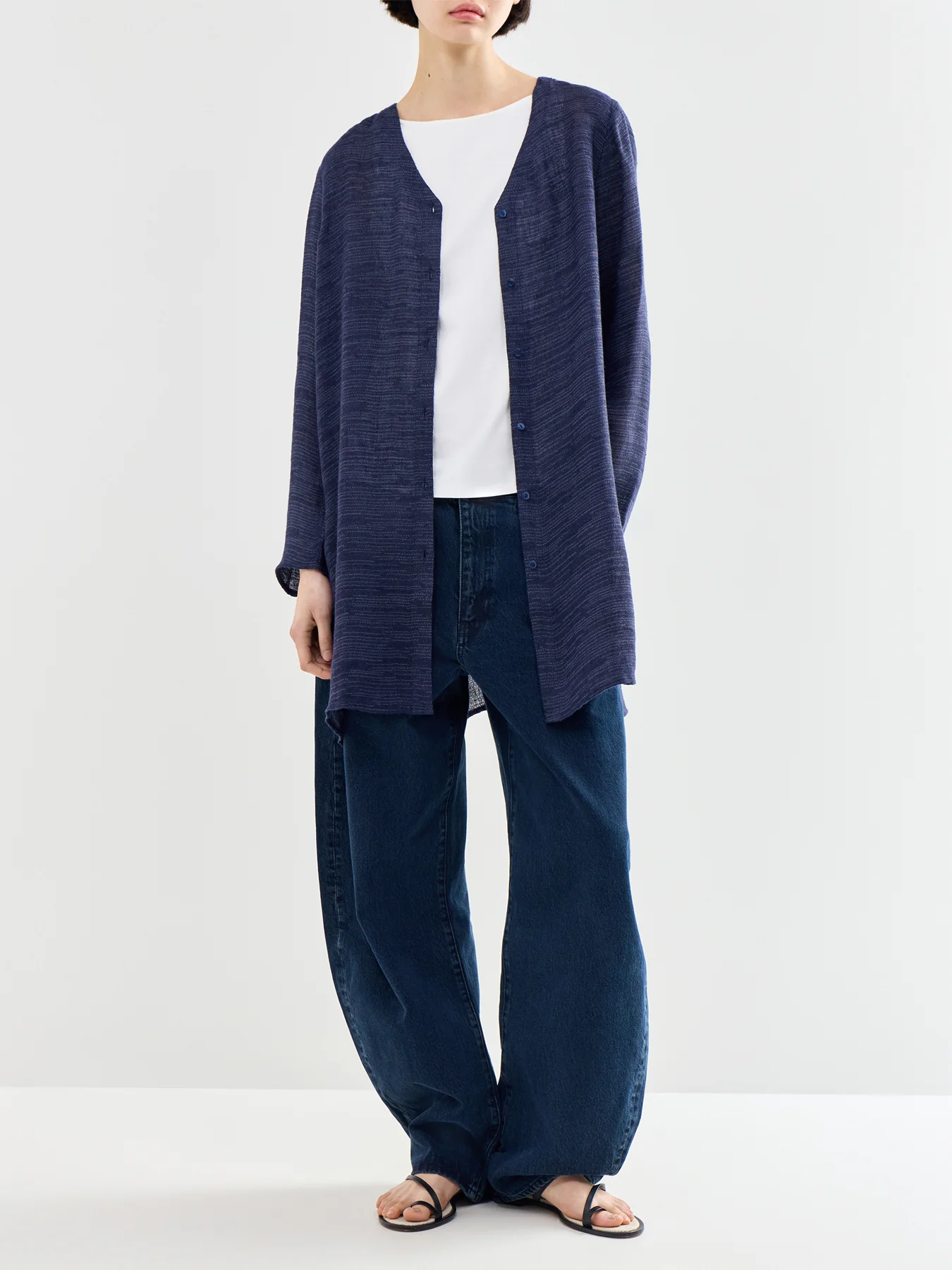 V-Neck Long Linen Shirt Navy - Image 2