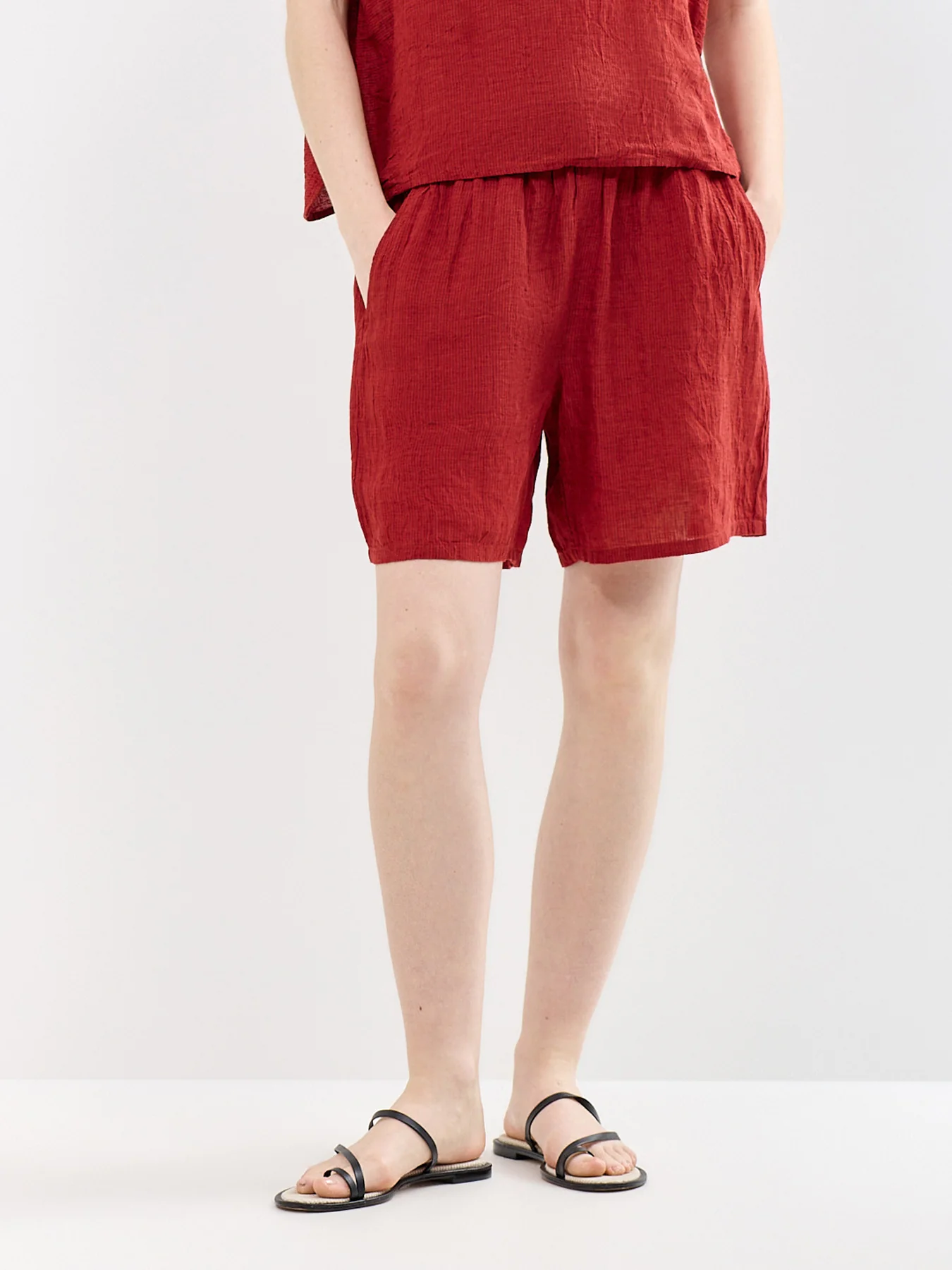 Walking Shorts Red - Image 4