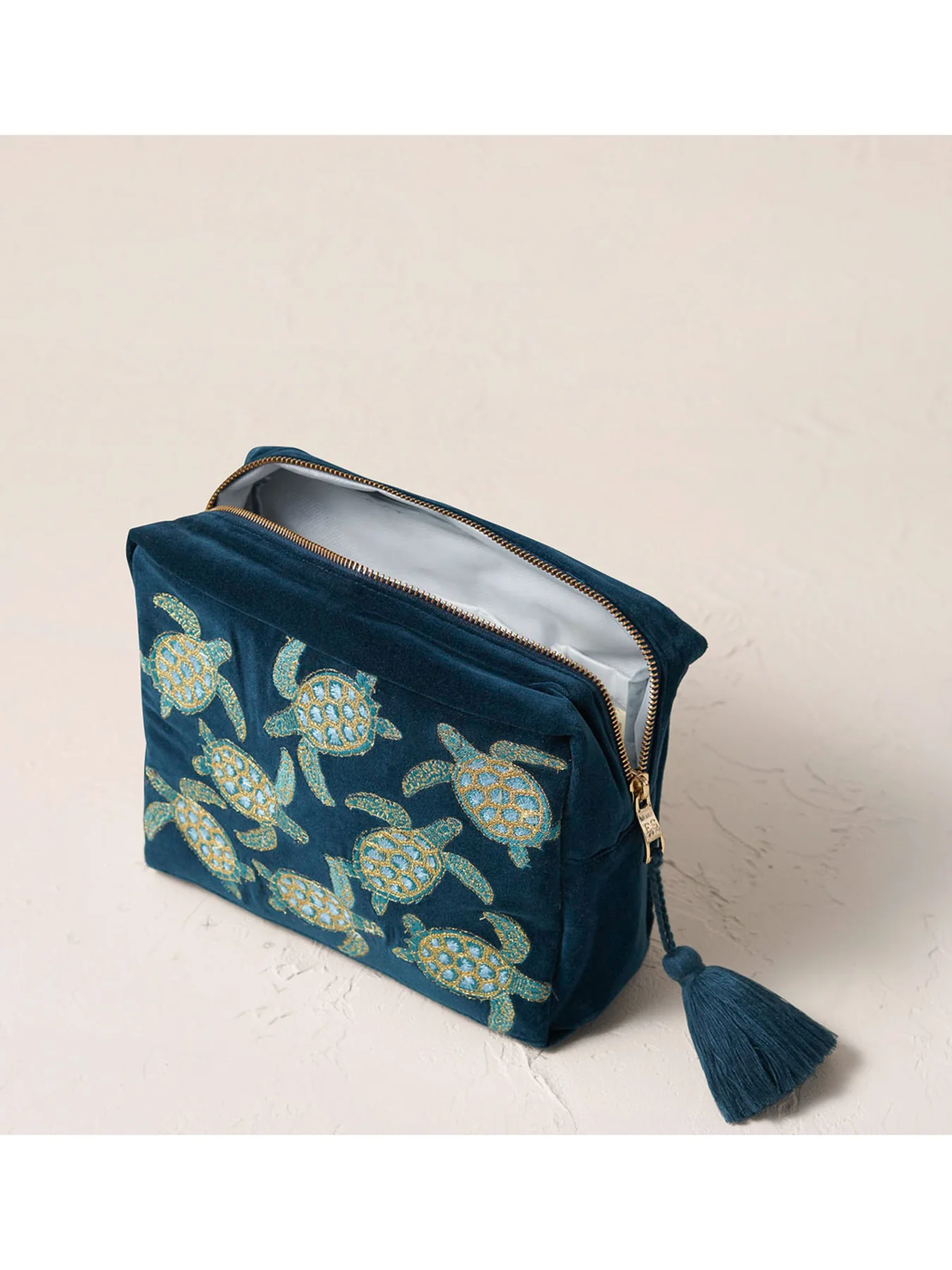 Swimming Turtle Velvet Wash Bag Marine Navy - Image 2