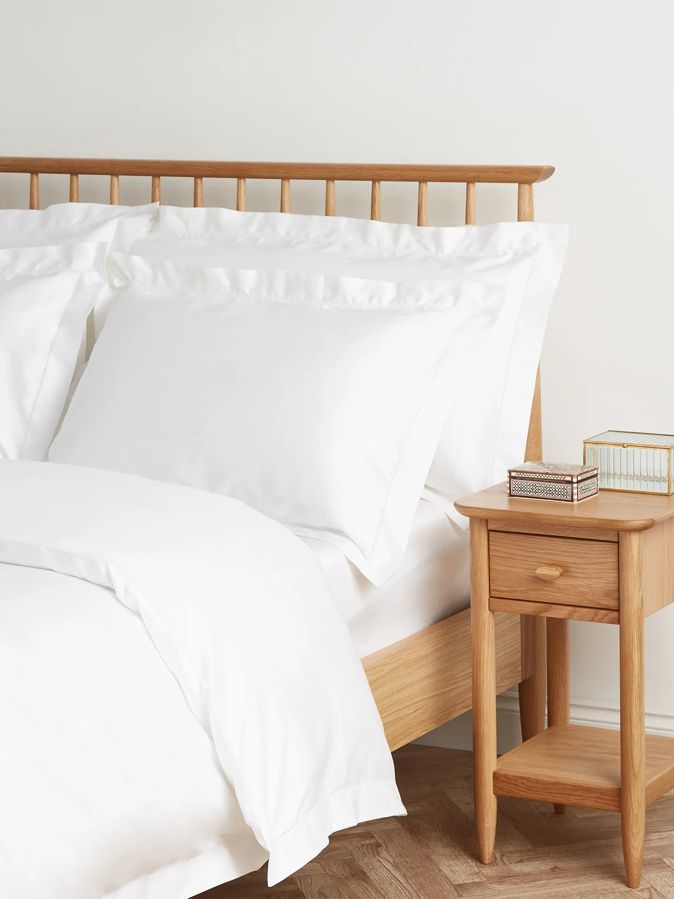 Mayfair Ultimate Fitted Sheet King White - Image 2