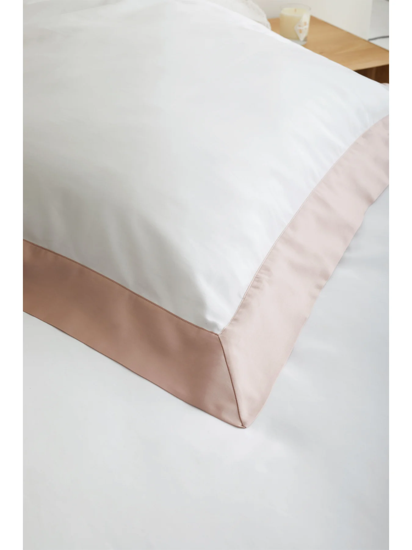 Tyne Collection Fitted Sheet Double Pink - Image 3