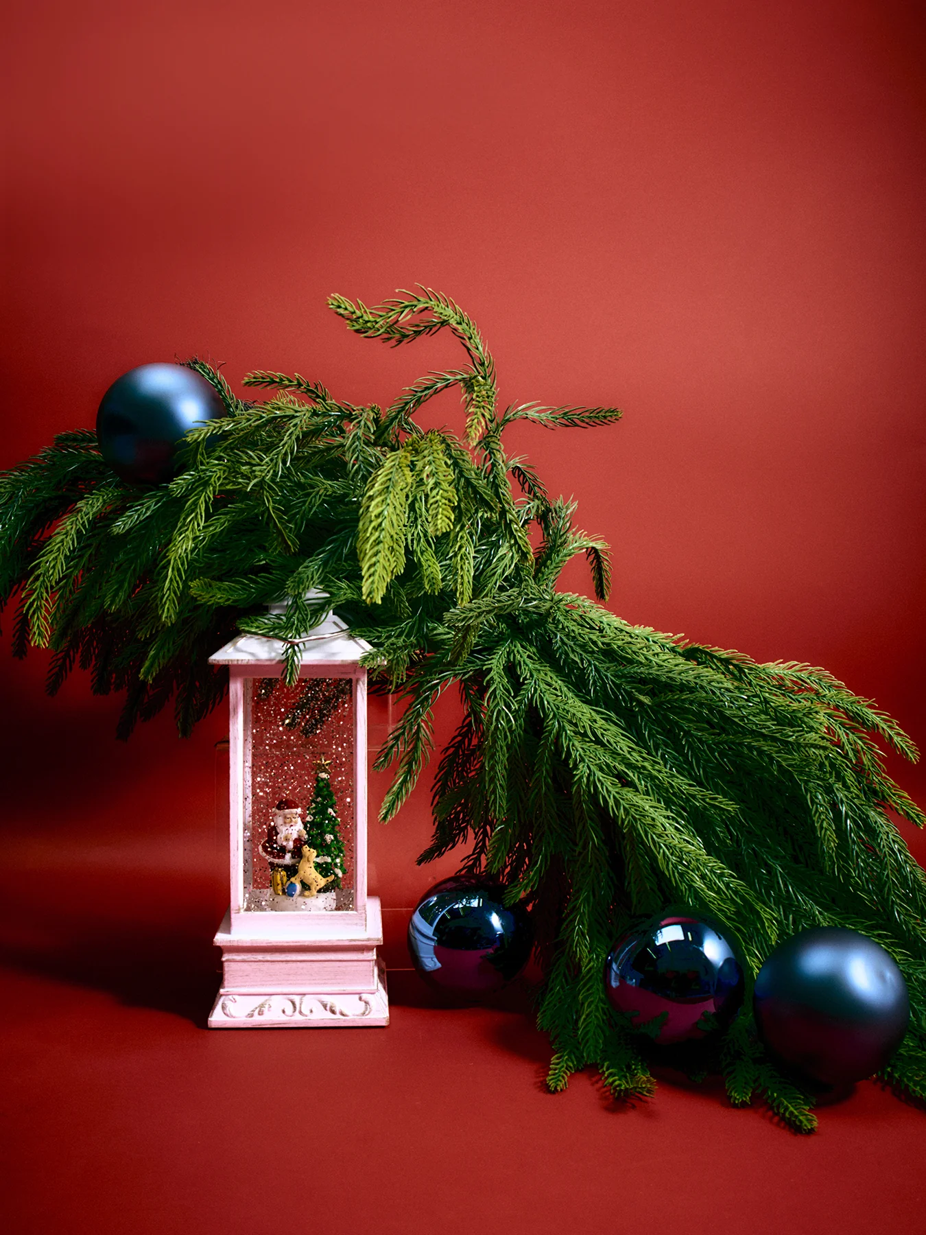 Waxed Pine Christmas Decoration 97cm - Image 2