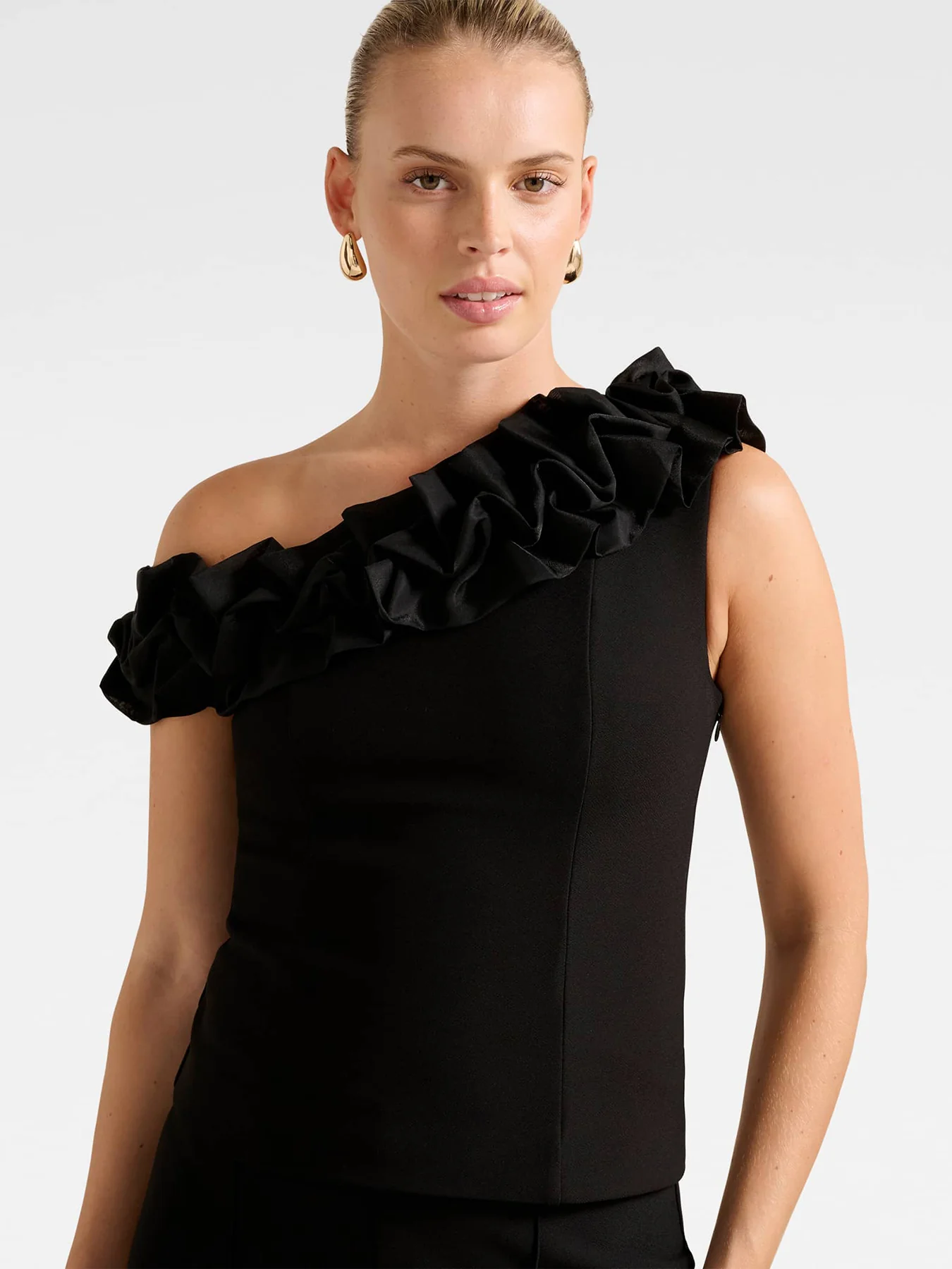 Sadie Tipped Shoulder Ruffle Top Black - Image 5
