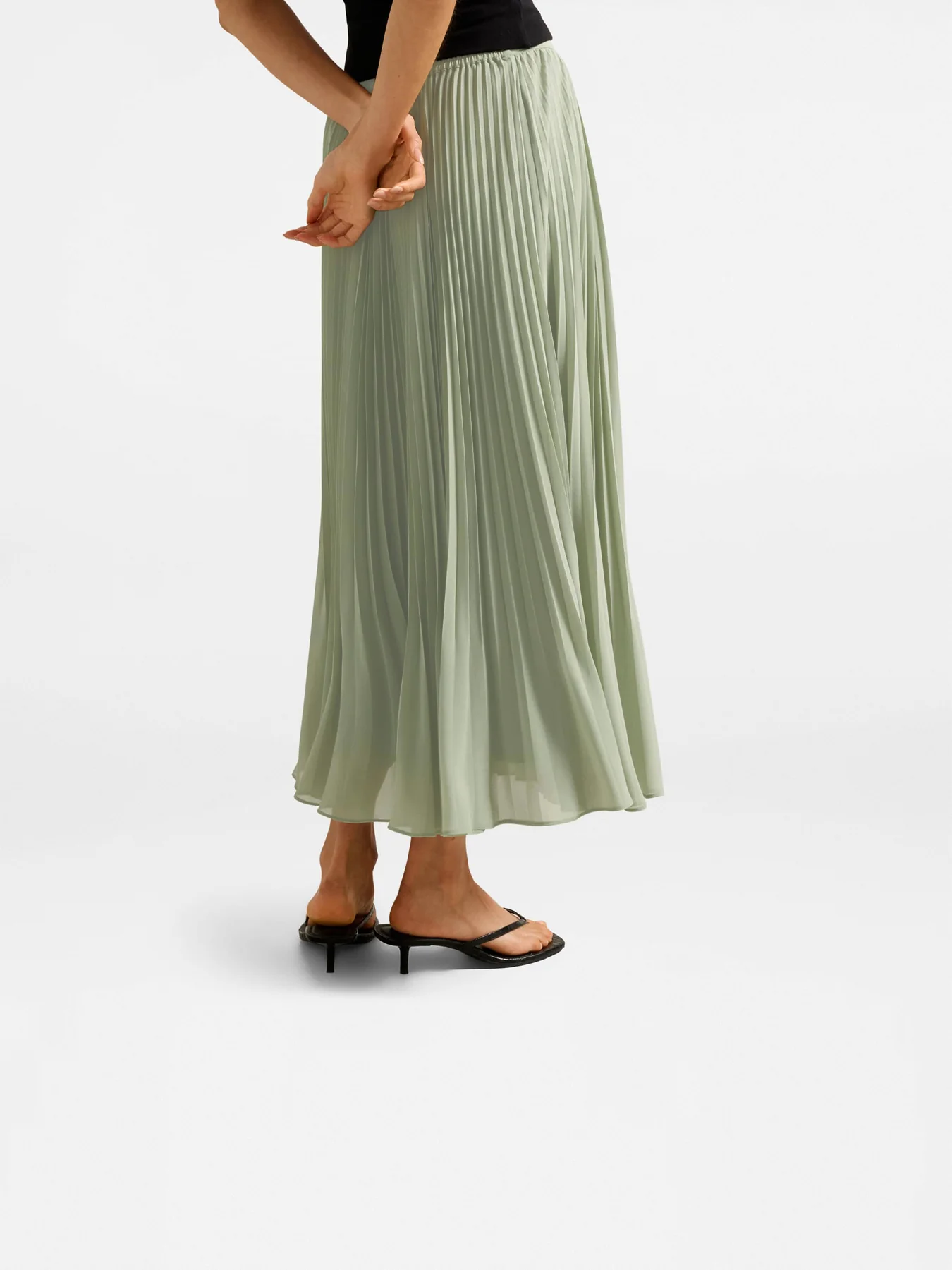 Aurora Pleated Skirt - Image 3
