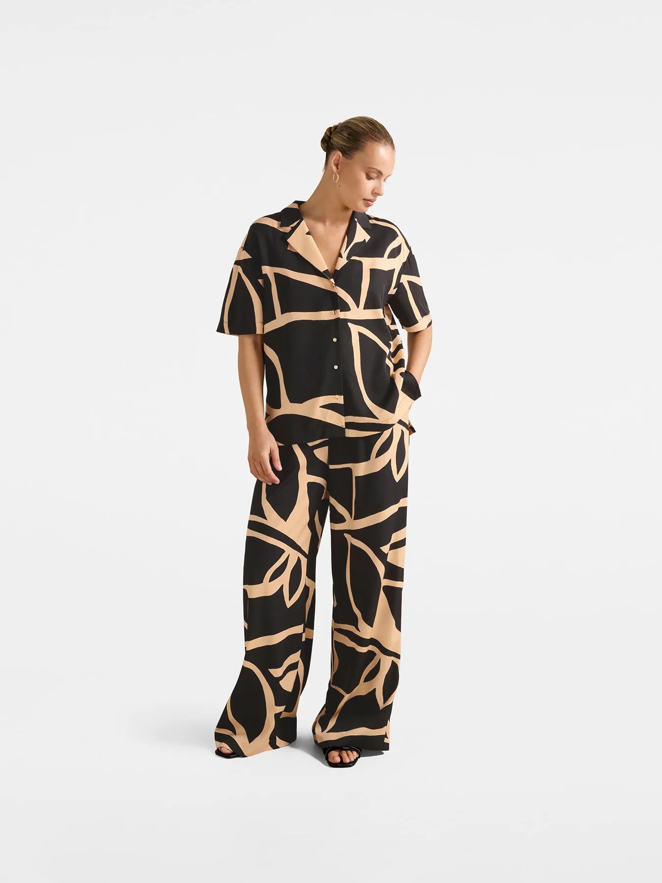 Ayla Printed Palazzo Pants - Image 2