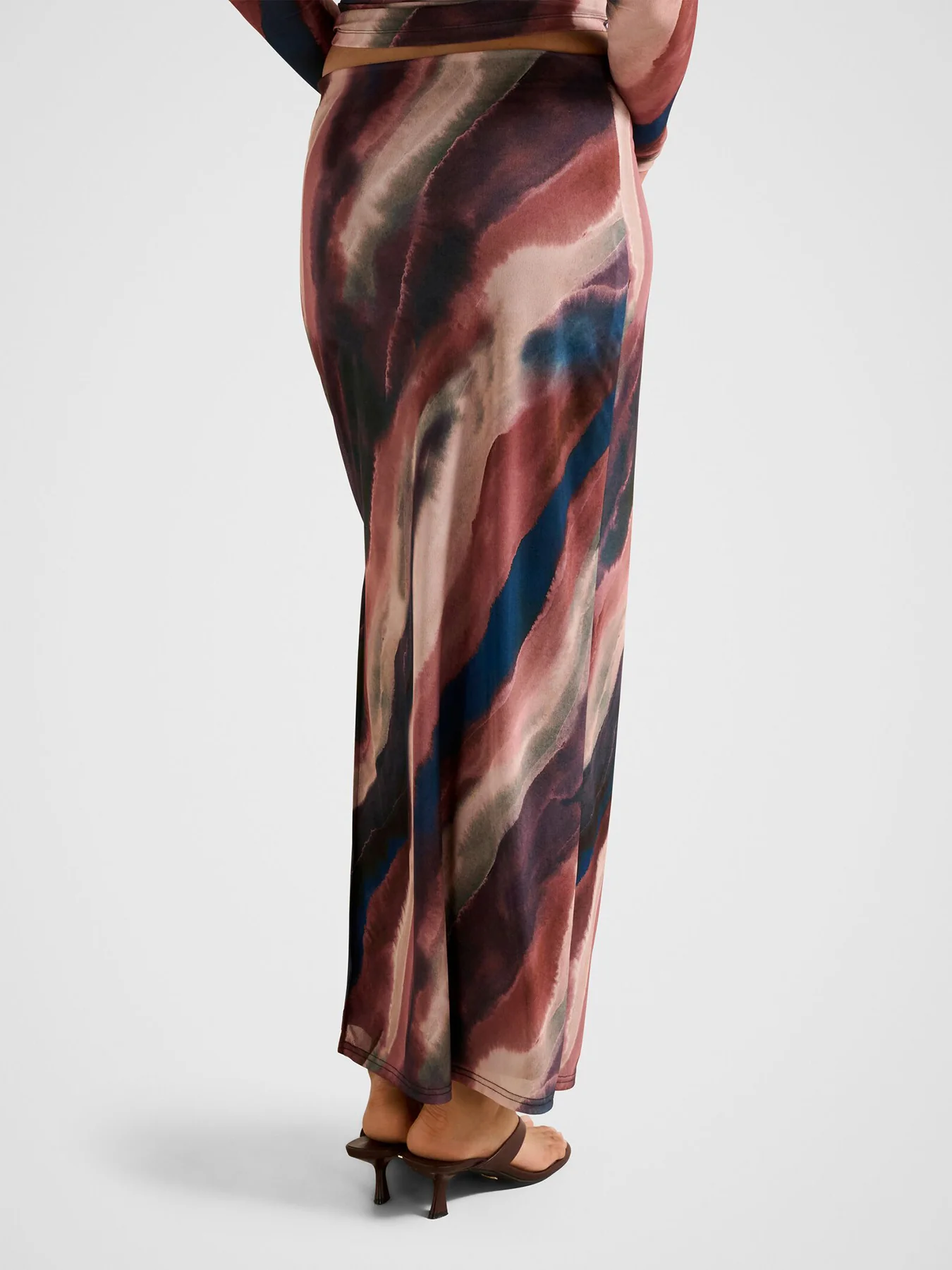 Mia Mesh Maxi Skirt - Image 3