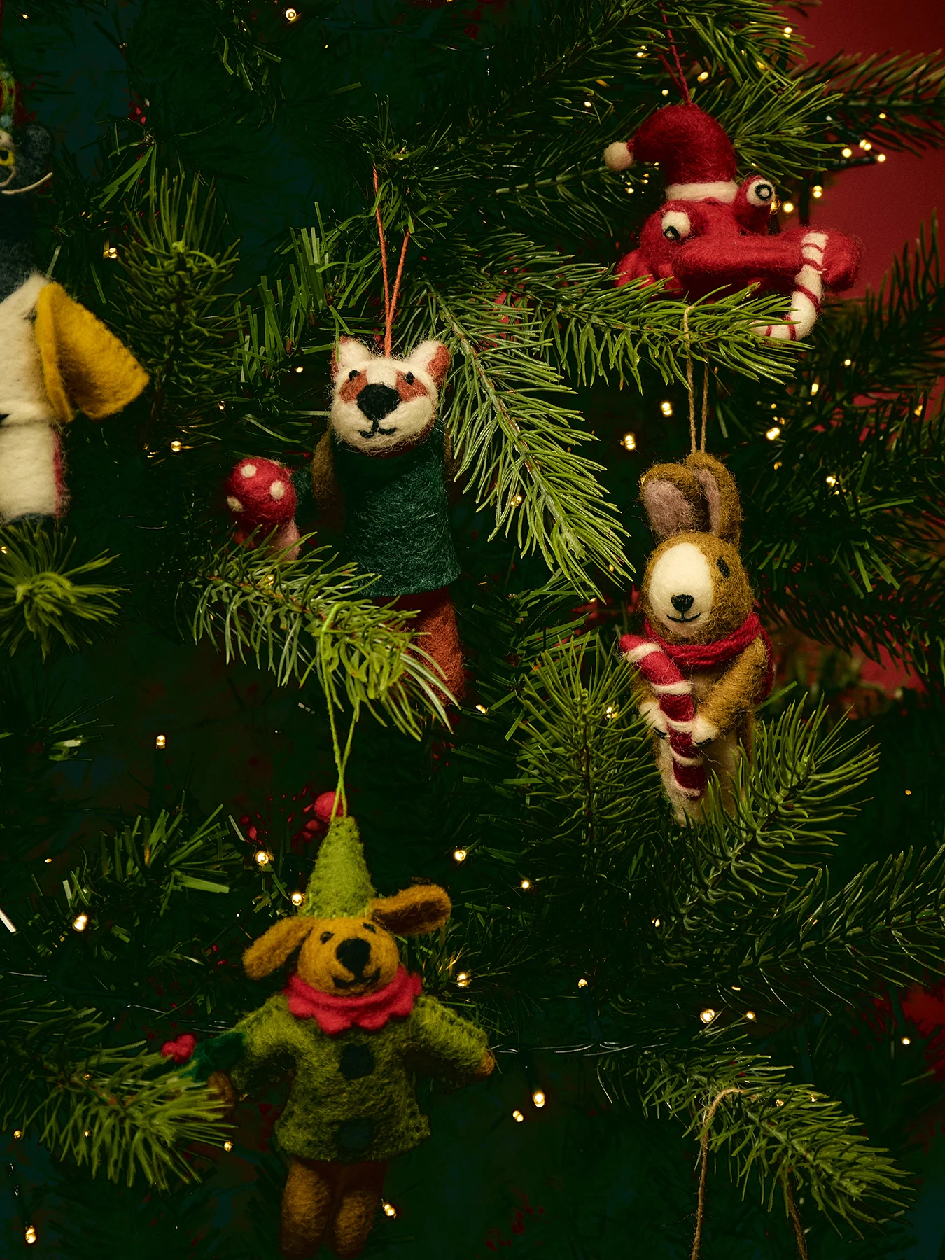 Frankie Foraging Fox Christmas Tree Hanging Decoration - Image 2