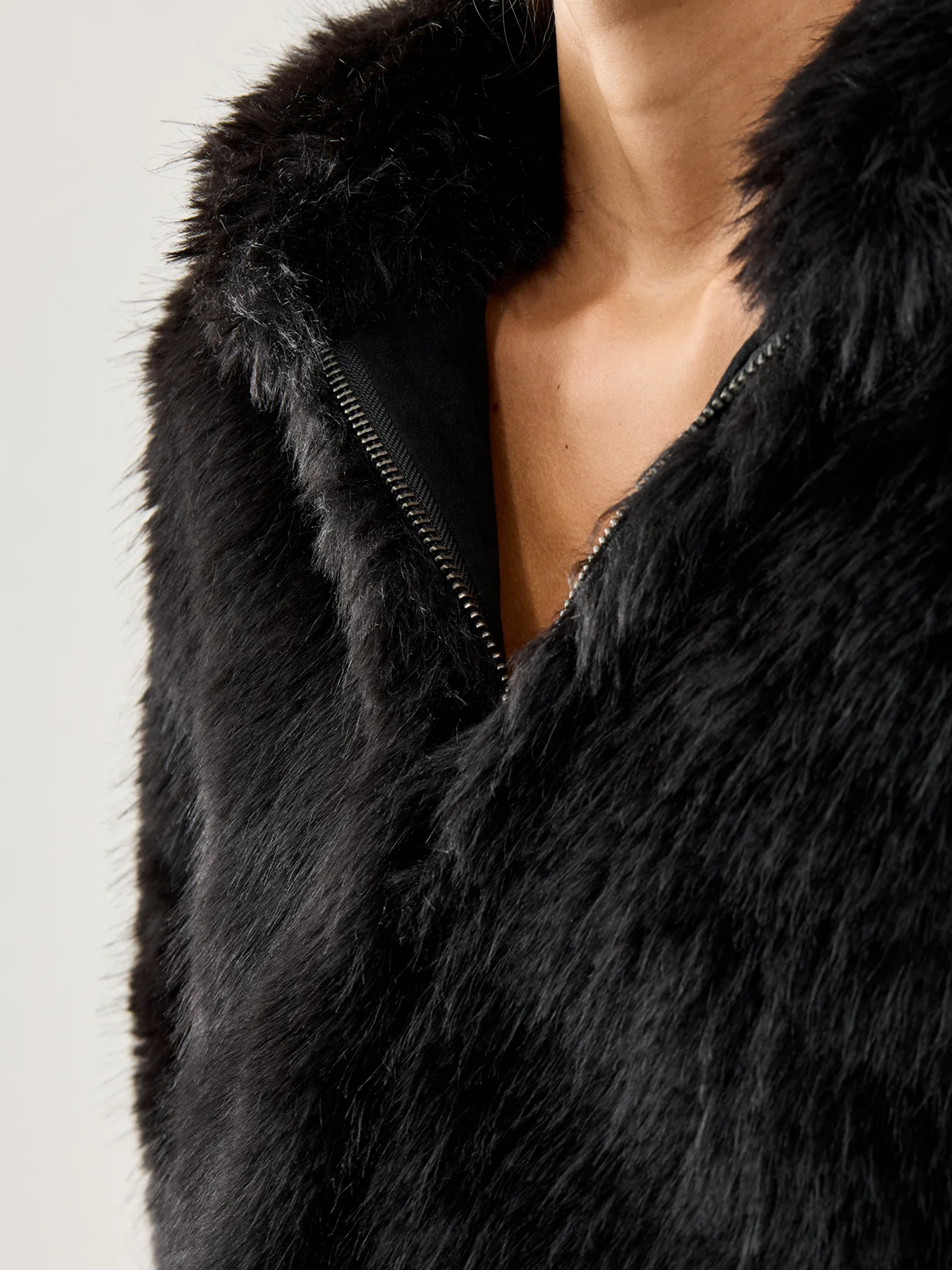 Louder Please Faux-Fur Jacket Black - Image 3