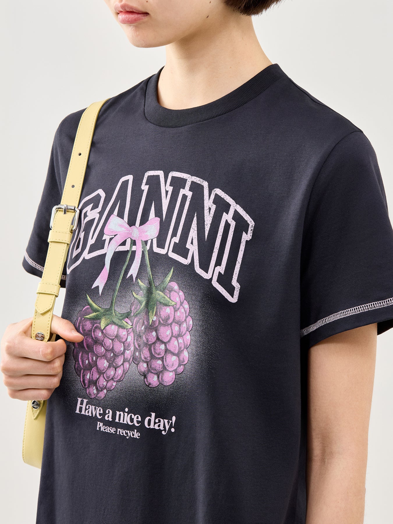 Raspberry Print T-Shirt Black - Image 3