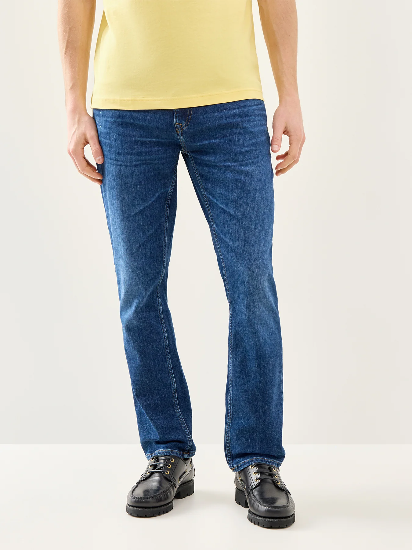 Regular Fit Jeans Mid Blue - Image 4