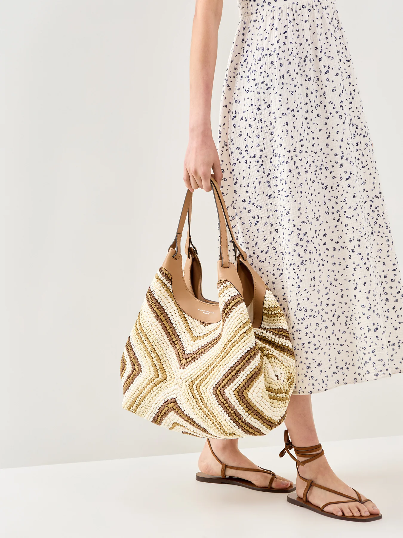 Dua L Straw Weave Tote Bag Tan - Image 2
