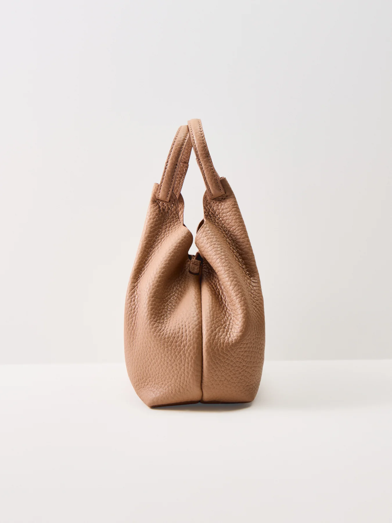 Dua Medium Leather Crossbody Bag Brown - Image 4