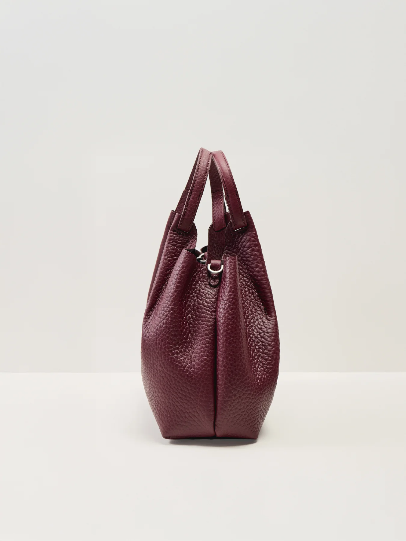 Dua Medium Leather Crossbody Bag Berry Wine - Image 4