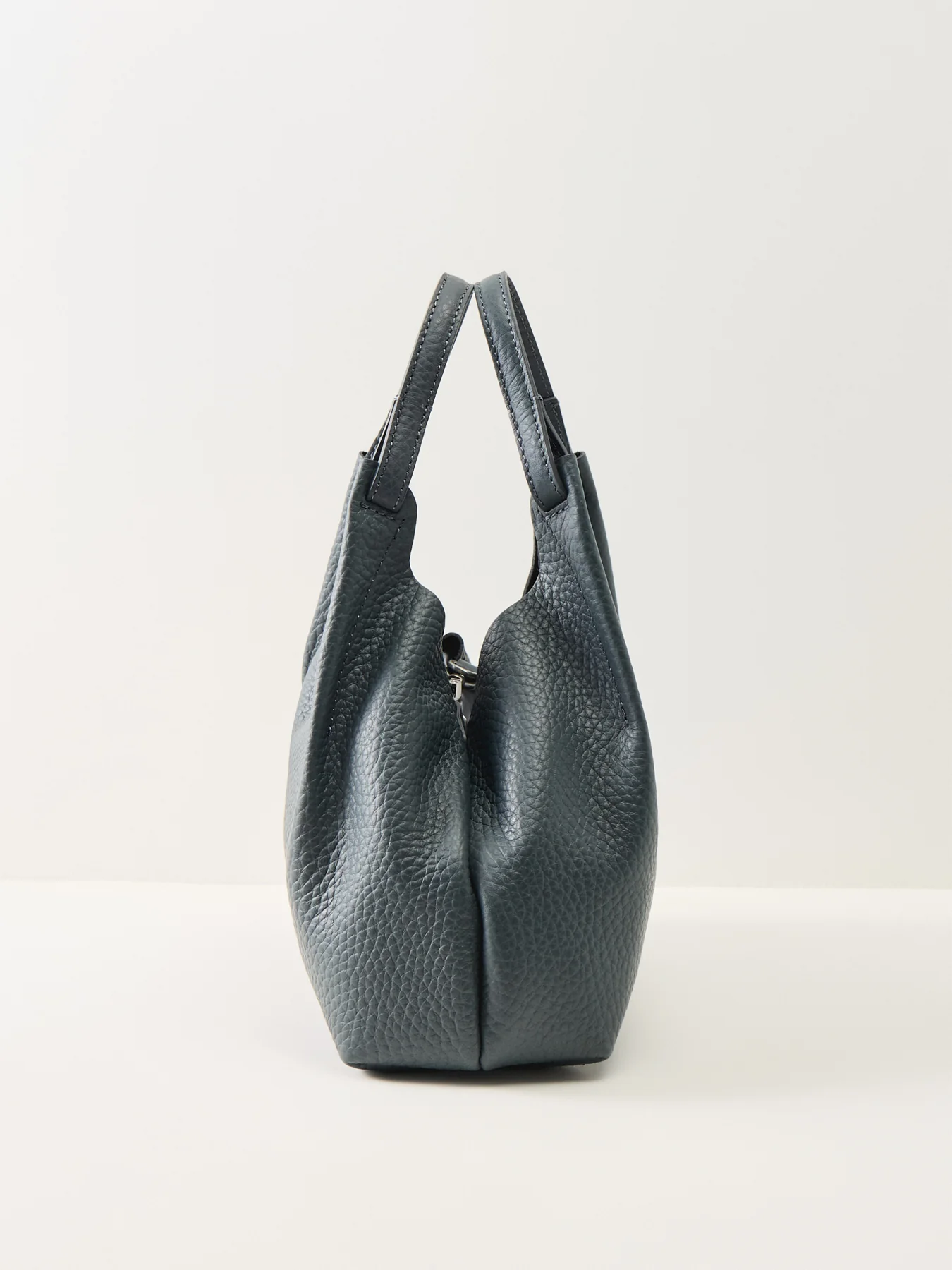 Dua Medium Leather Crossbody Navy - Image 4