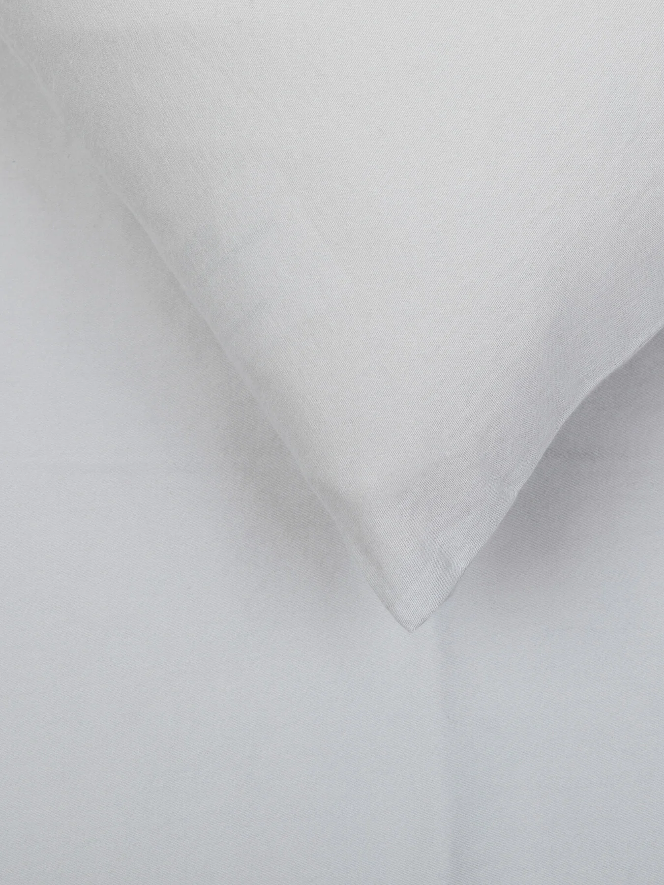 Heal’s Organic Cotton Sateen Duvet Cover Grey - Image 2