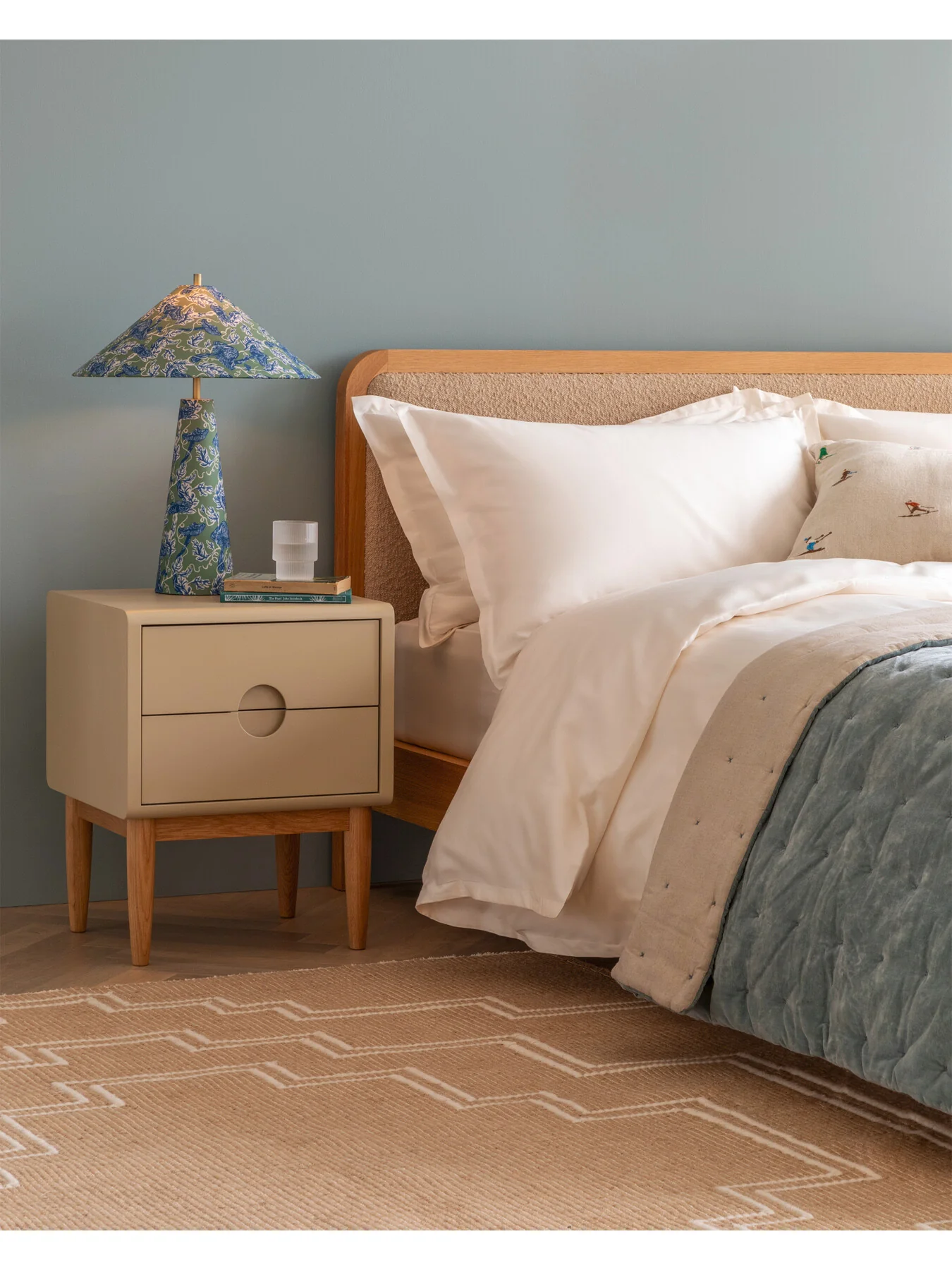 Two Tone Quilt Blue & Natural 140 x 200cm - Image 2