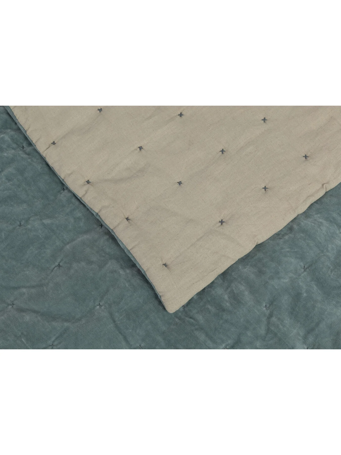 Two Tone Quilt Blue & Natural 140 x 200cm - Image 3